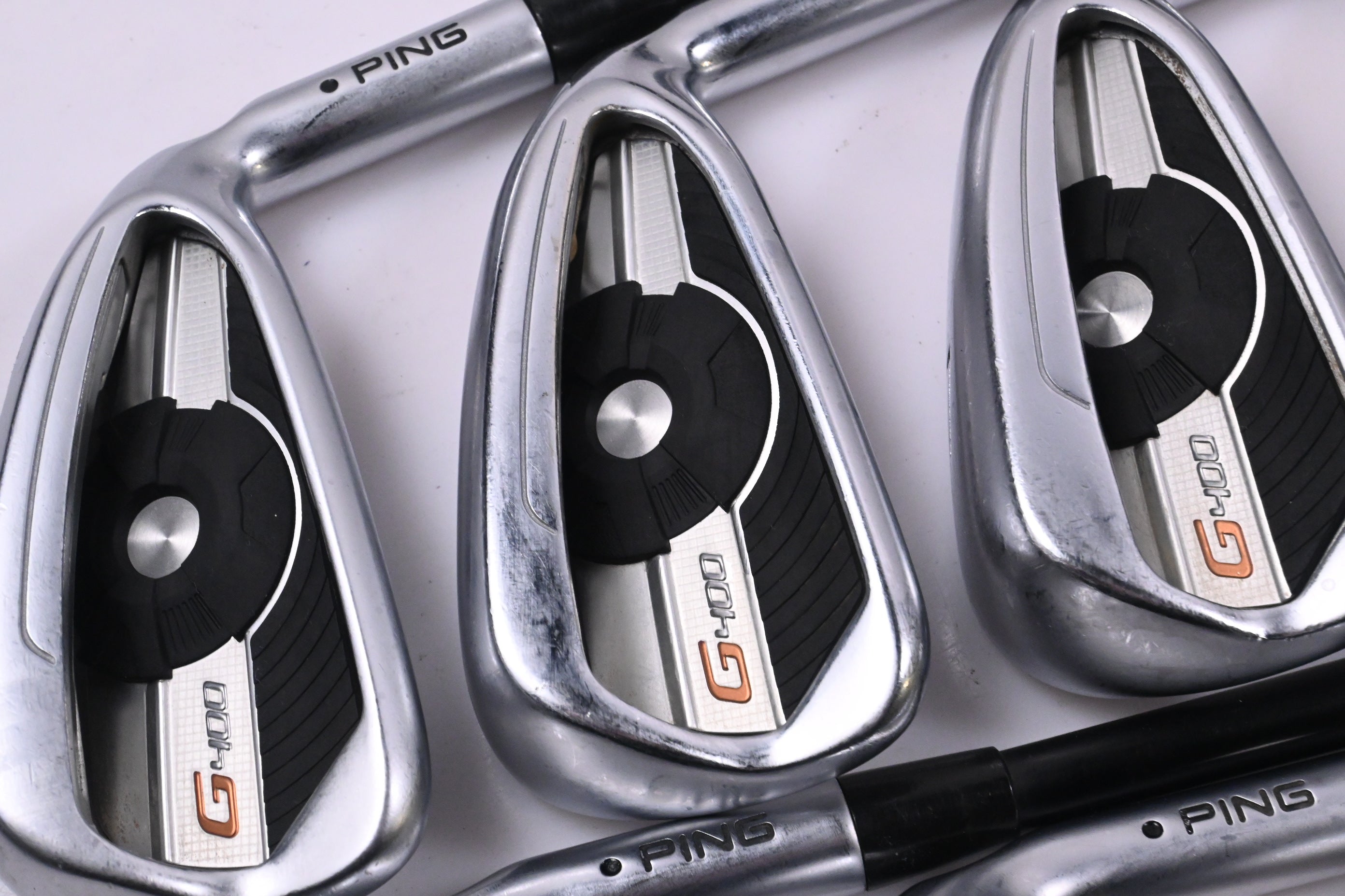 Ping G400 Irons / 5-PW+GW+SW / Black Dot / Regular Flex Ping Alta CB Shafts