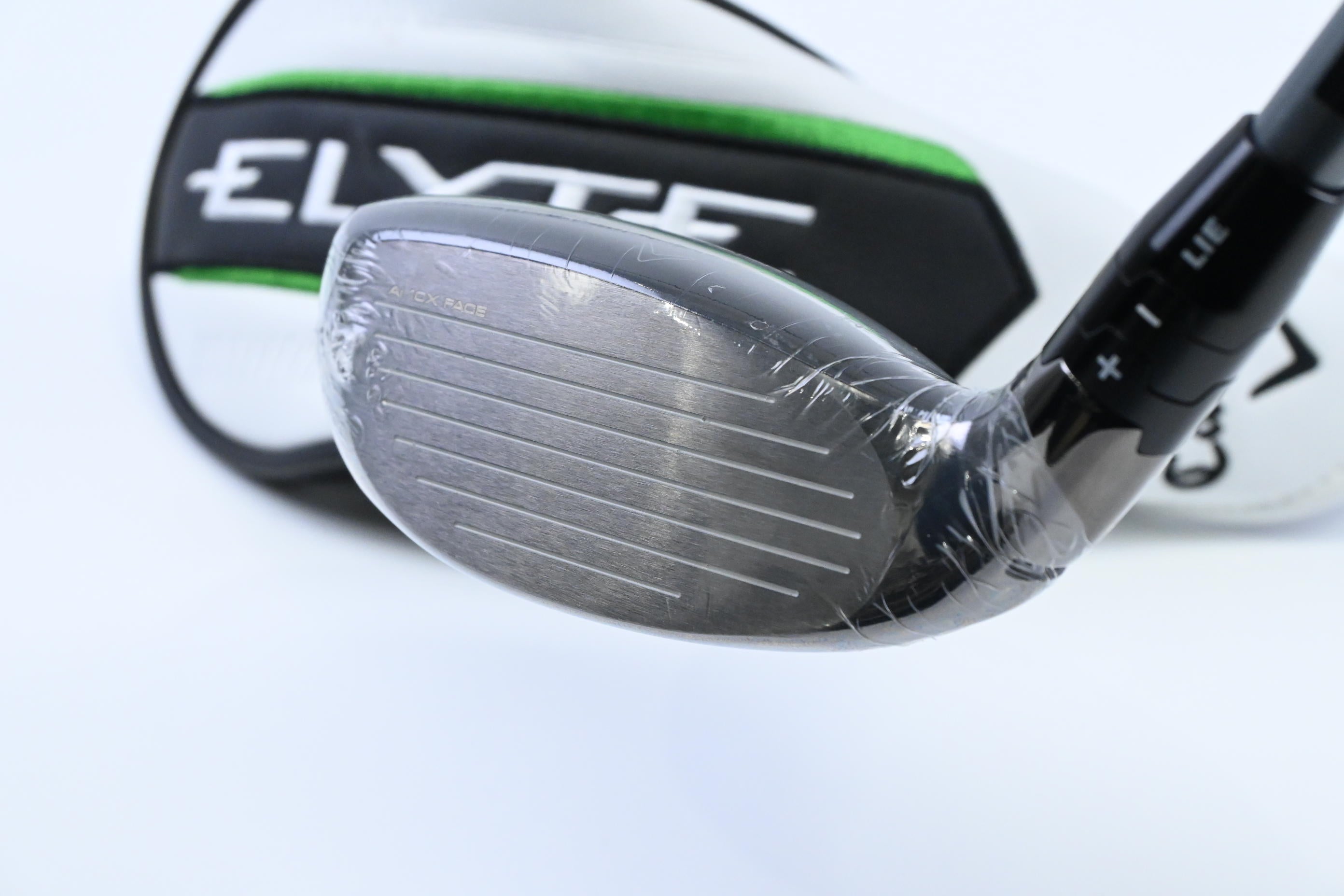 Callaway Elyte X #4 Hybrid / 21 Degree / Regular Flex Denali Charcoal 60 Shaft
