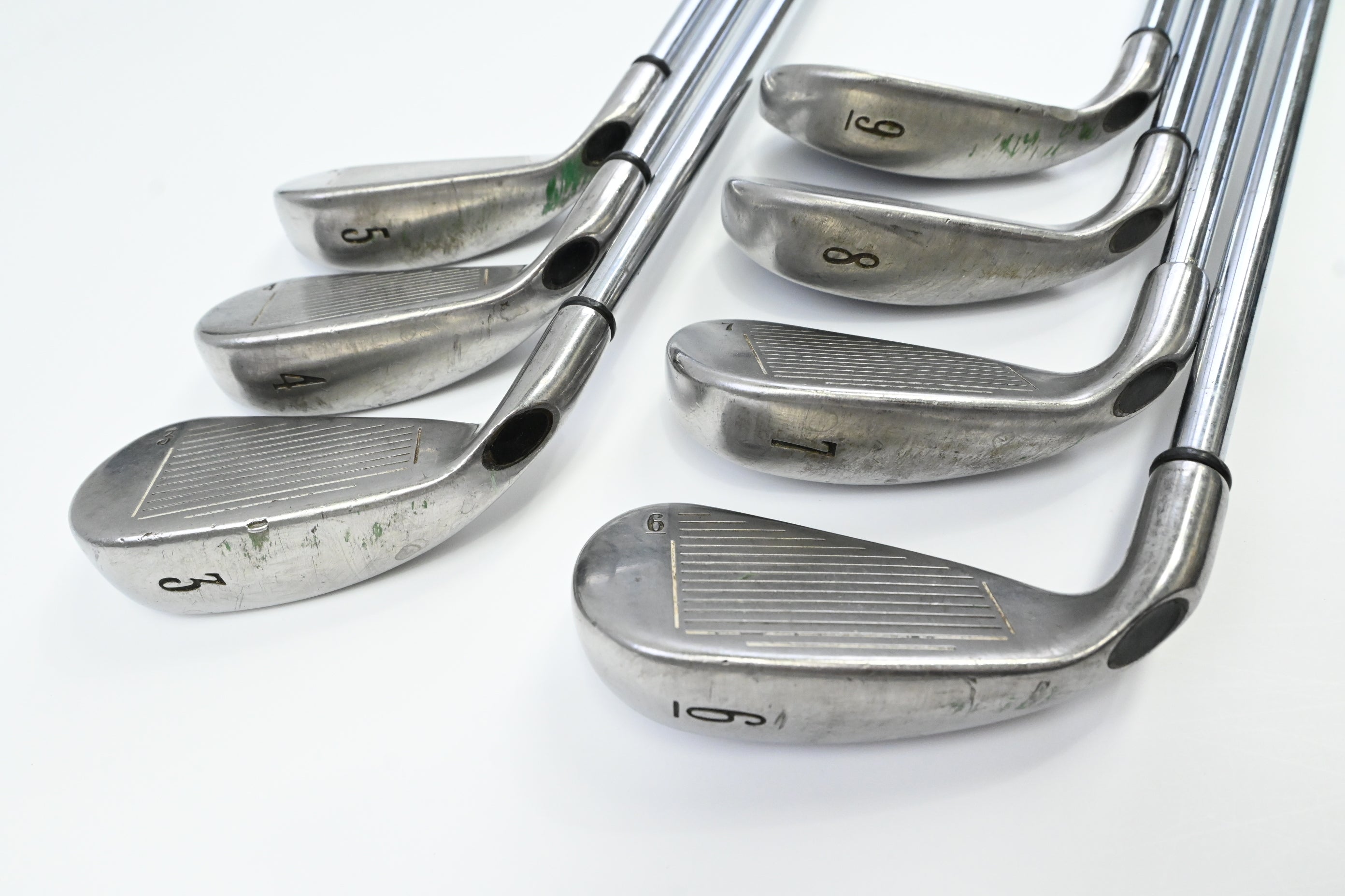 Callaway Big Bertha 2004 Irons / 3-9 / Uniflex Callaway Constant Weight Shafts