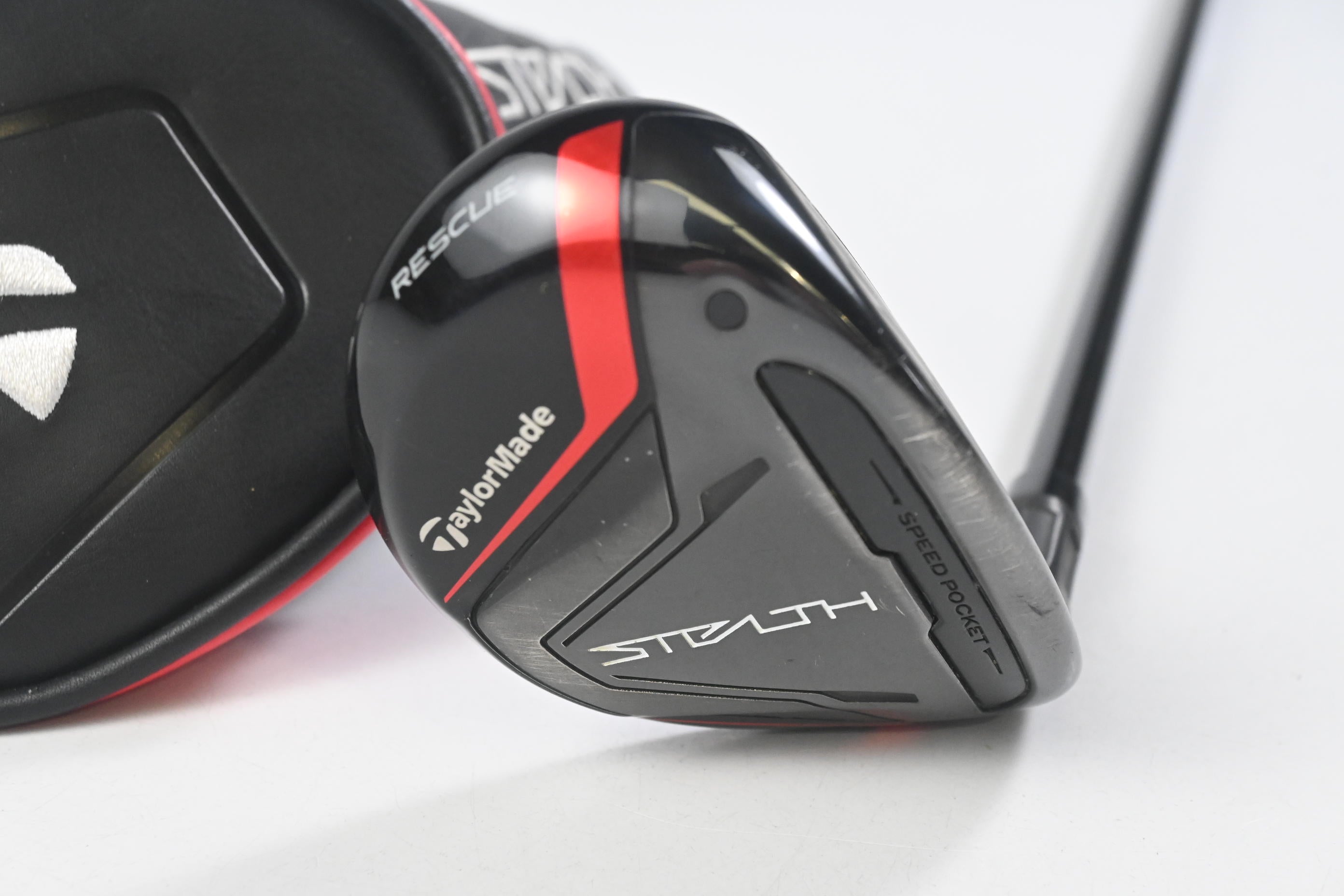 Taylormade Stealth #4 Hybrid / 22 Degree / Regular Flex Fujikura Ventus Red 6 Shaft