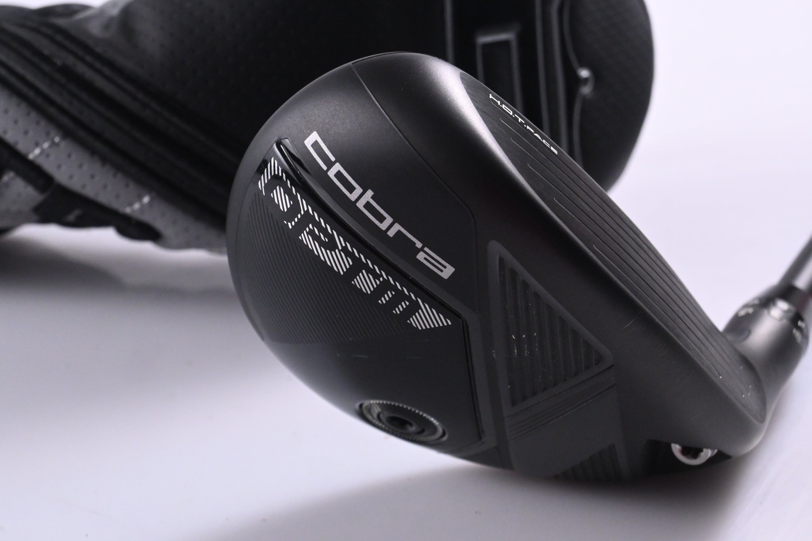 Cobra OPTM #4 Hybrid / 21 Degree / Stiff Flex KBS PG Hybrid 85 Shaft