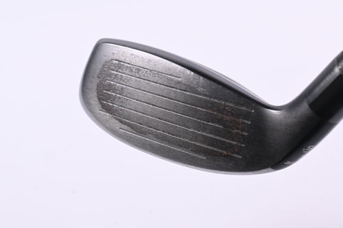 Taylormade Stealth Plus #3 Hybrid / 19.5 Degree / Stiff Flex Fujikura Speeder 82
