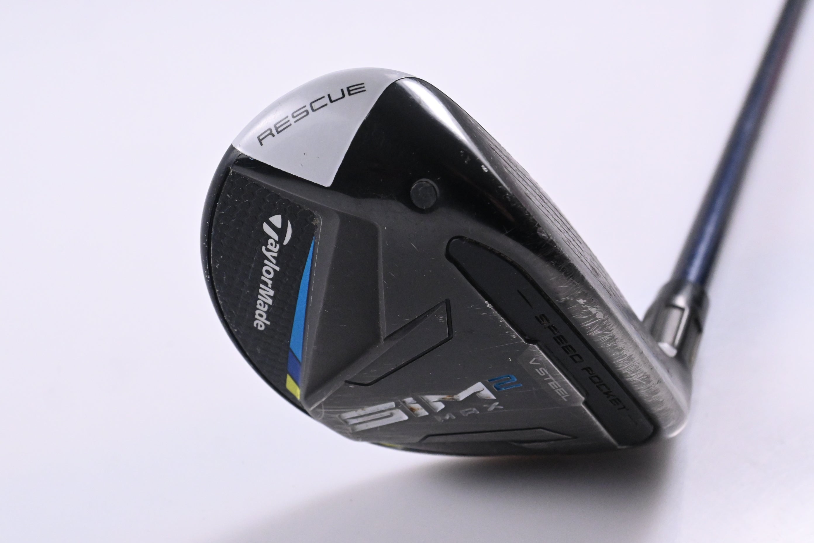 Taylormade SIM2 Max #4 Hybrid / 22 Degree / Regular Flex Fujikura Ventus Blue 6