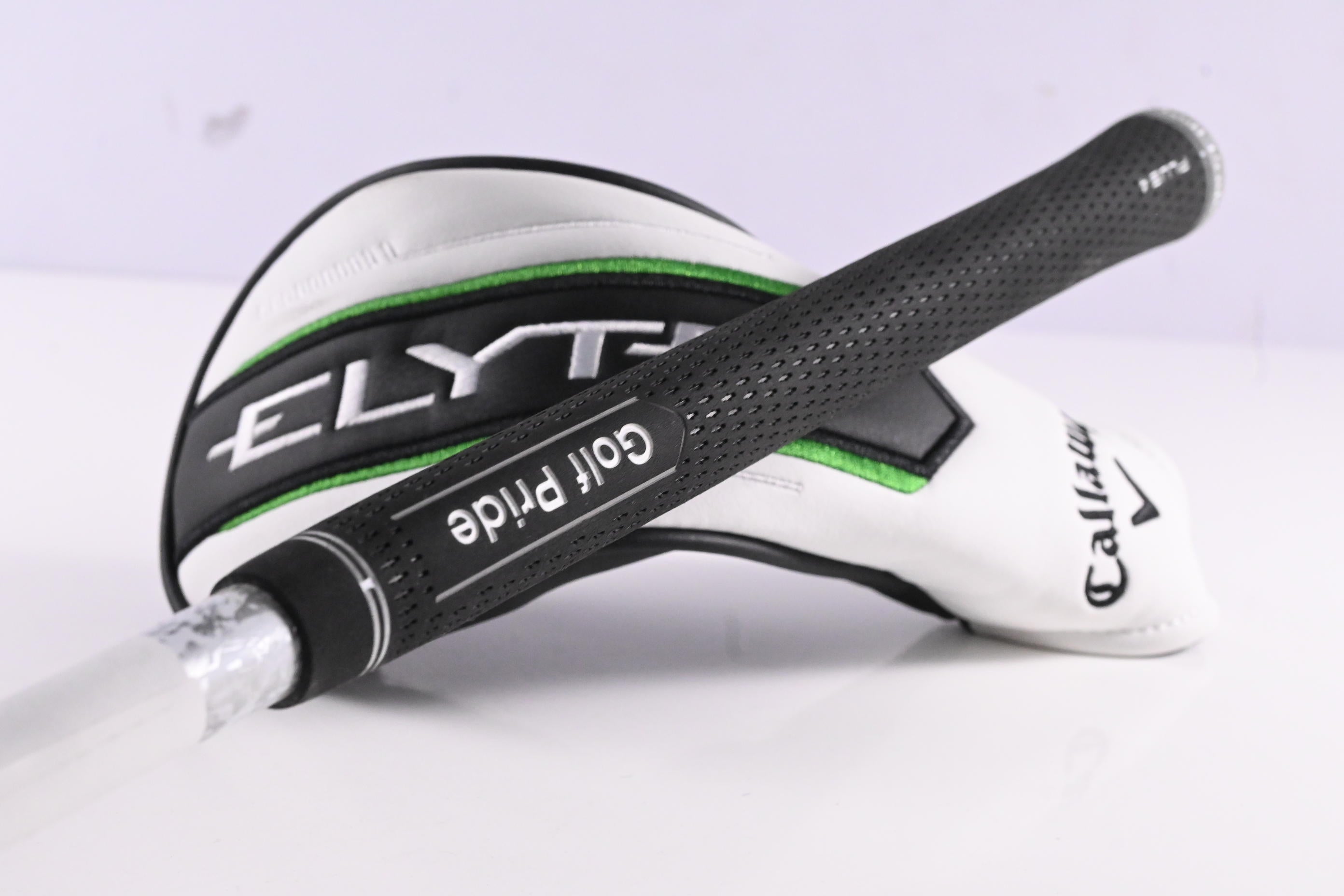 Callaway Elyte #4 Hybrid / 22 Degree / Regular Flex Denali Charcoal 60 Shaft