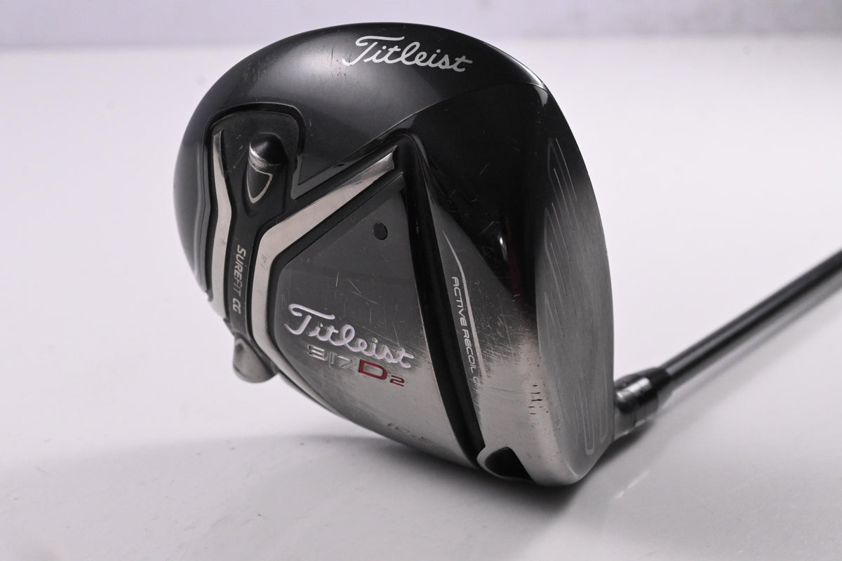 Titleist 917 D2 Driver / 10.5 Degree / Regular Flex Diamana M+ Red 50 Shaft