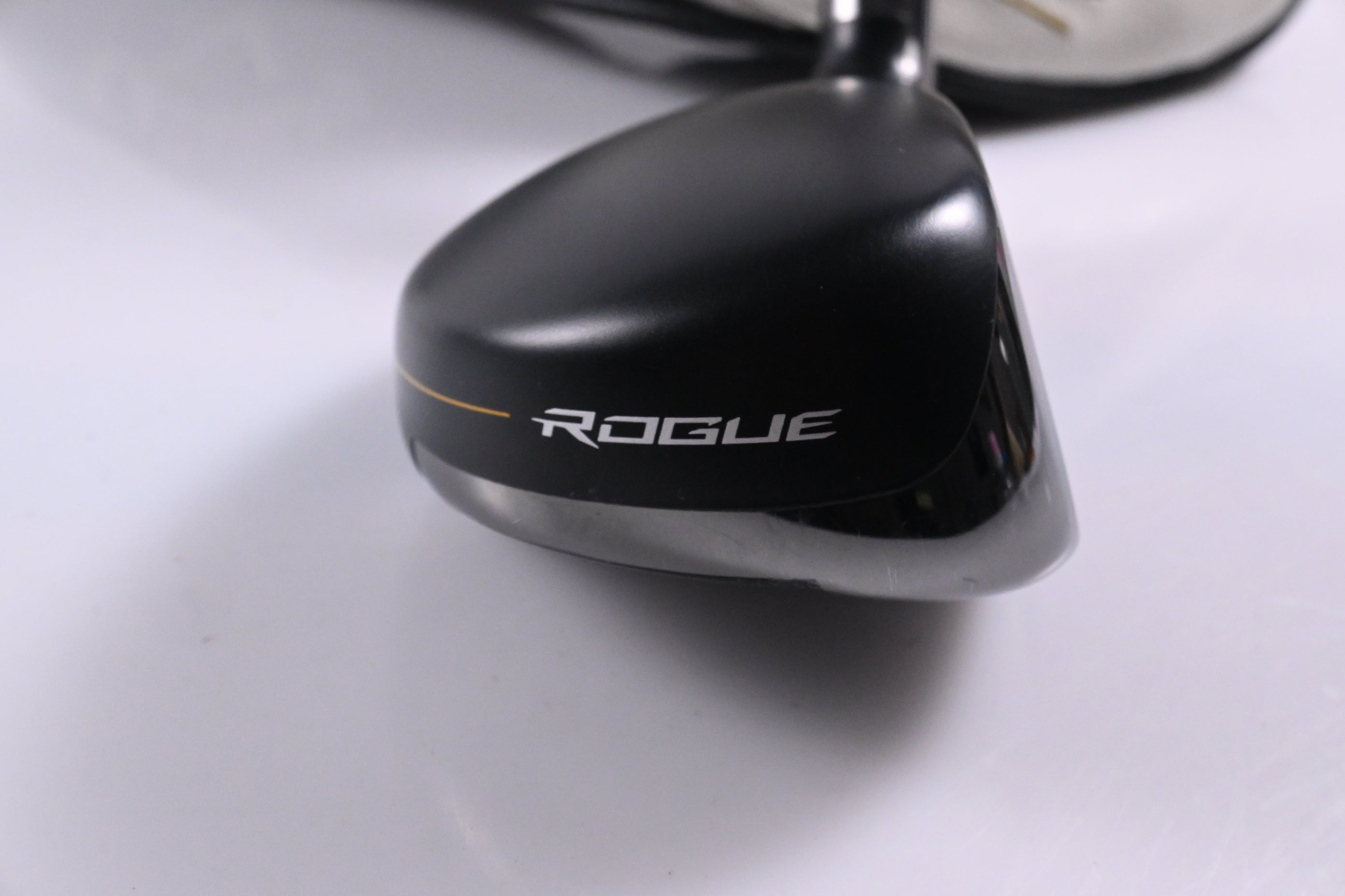 Callaway Rogue ST Max #4 Hybrid / 22 Degree / Regular Flex Tensei AV Blue 65 Shaft