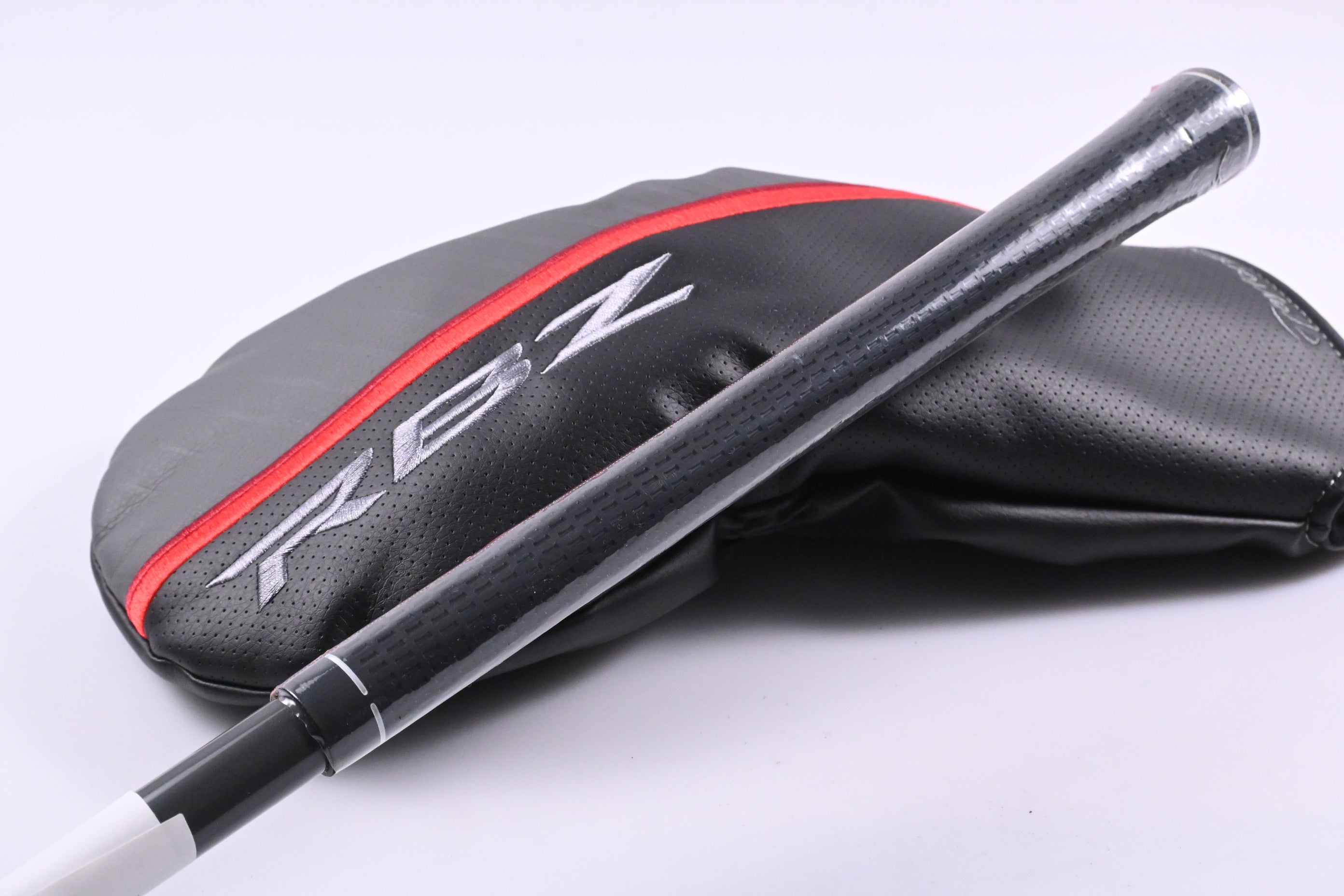 Taylormade RBZ Black Driver / 10.5 Degree / Regular Flex Taylormade RBZ 55 Shaft