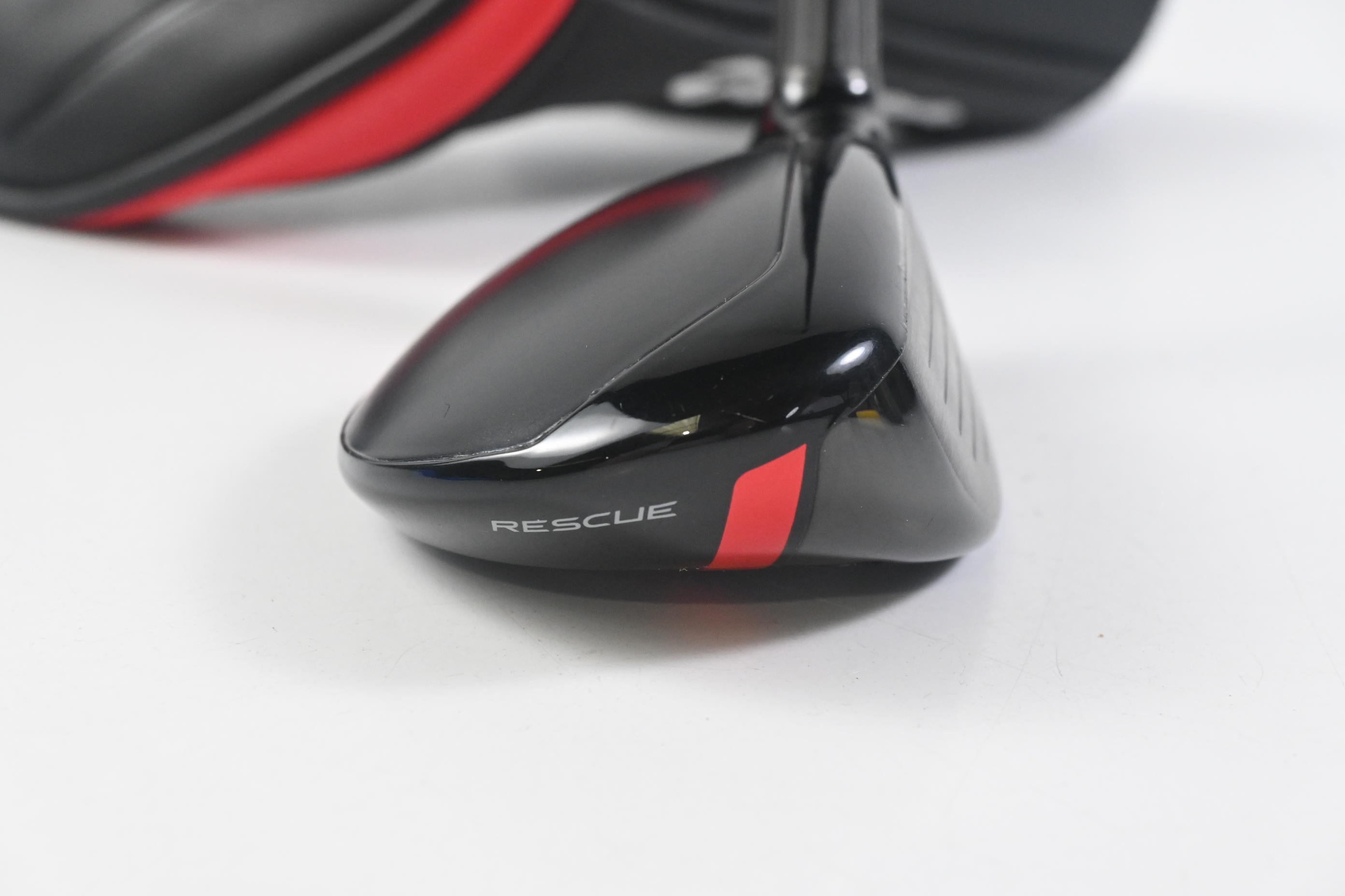 Taylormade Stealth #4 Hybrid / 22 Degree / Regular Flex Fujikura Ventus Red 6 Shaft