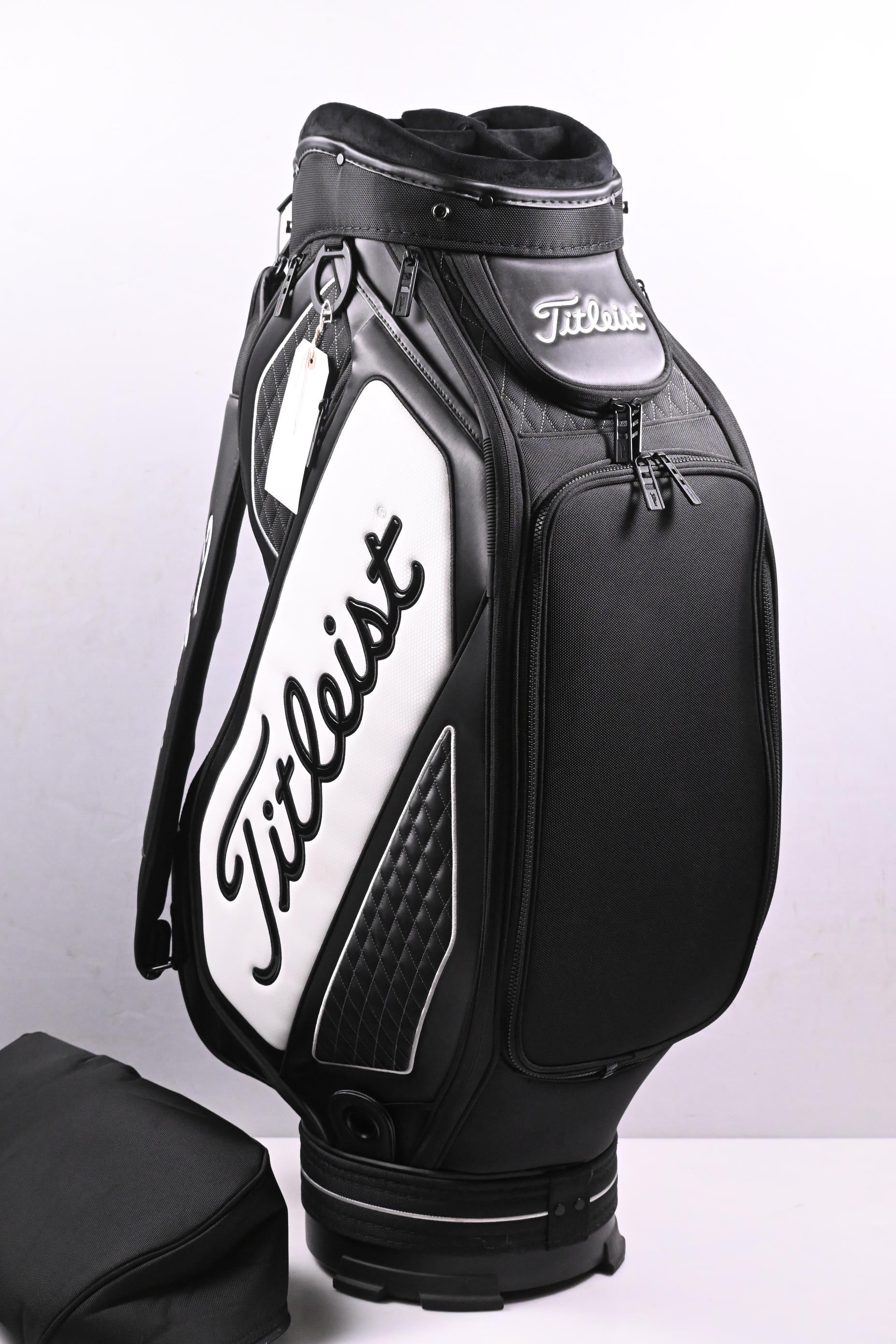 Titleist Midsize Tour Bag / 6-Way Divider / Black, White