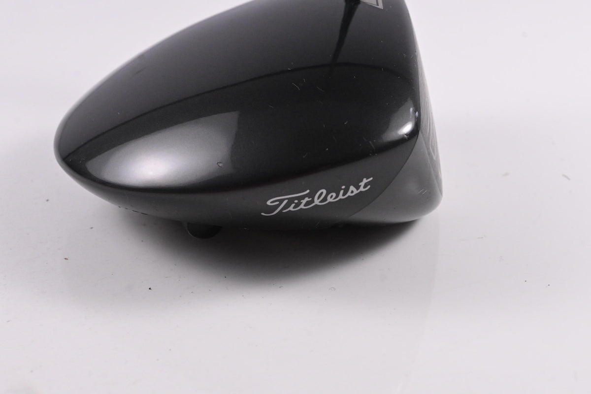 Titleist 917 D2 Driver / 10.5 Degree / Regular Flex Diamana M+ Red 50 Shaft