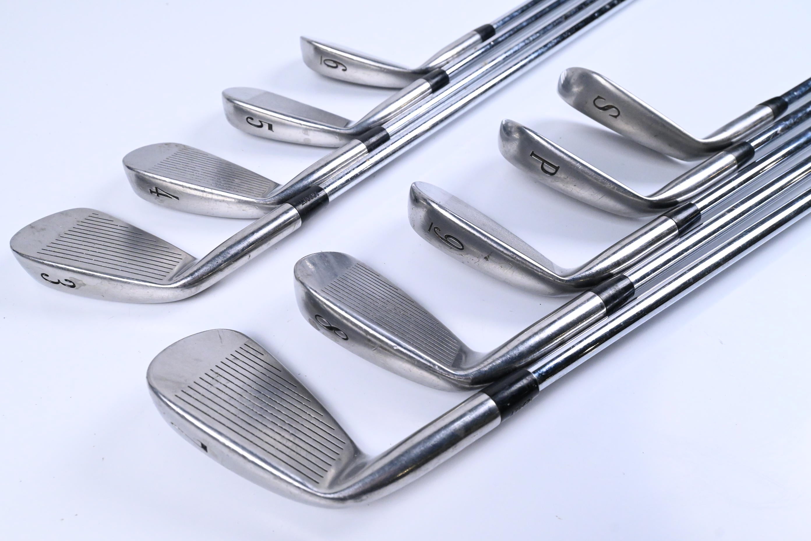 Titleist DCI 981 Irons / 3-PW+SW / Regular Flex Titleist Tri-Spec Shafts