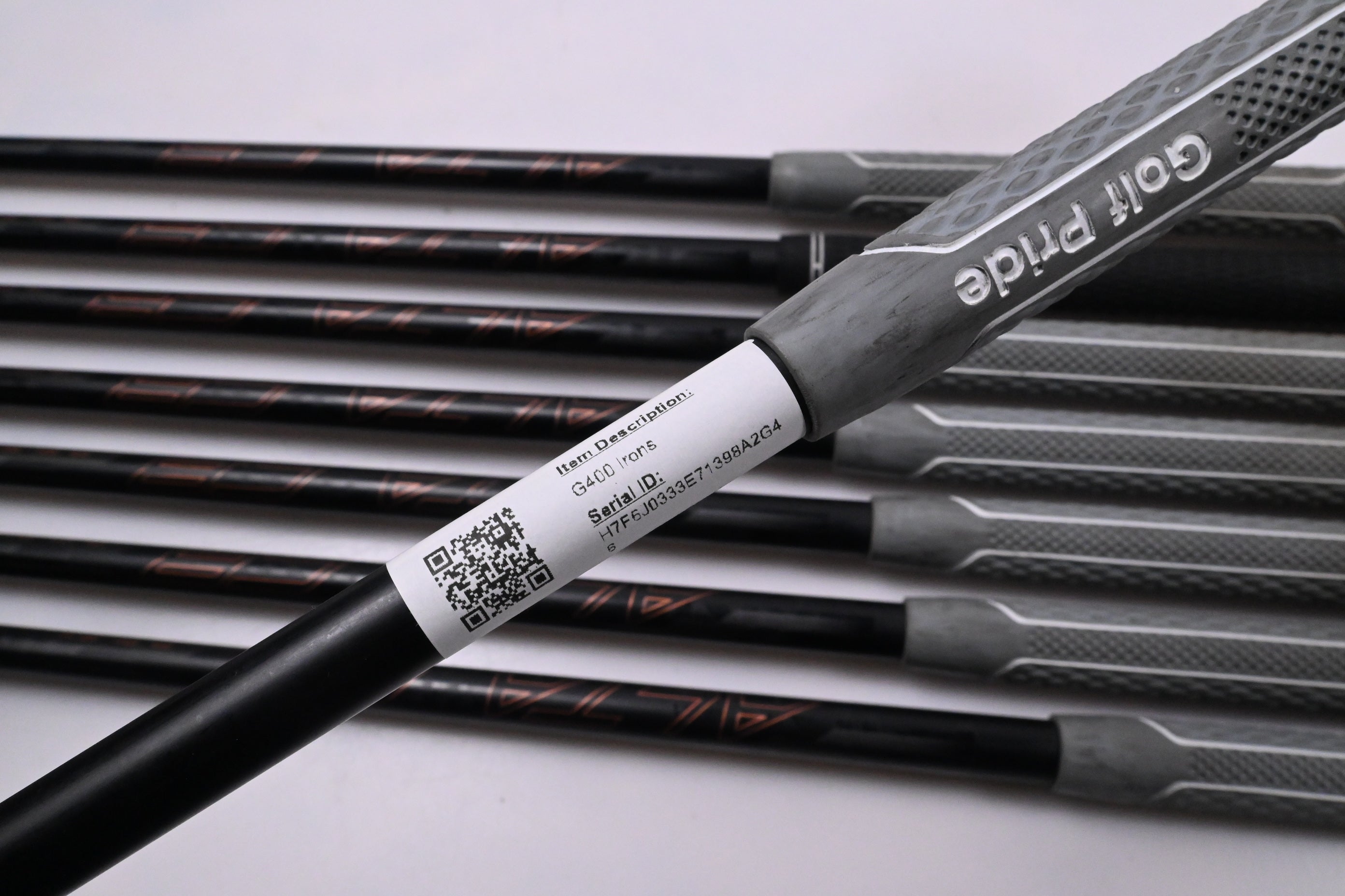 Ping G400 Irons / 5-PW+GW+SW / Black Dot / Regular Flex Ping Alta CB Shafts
