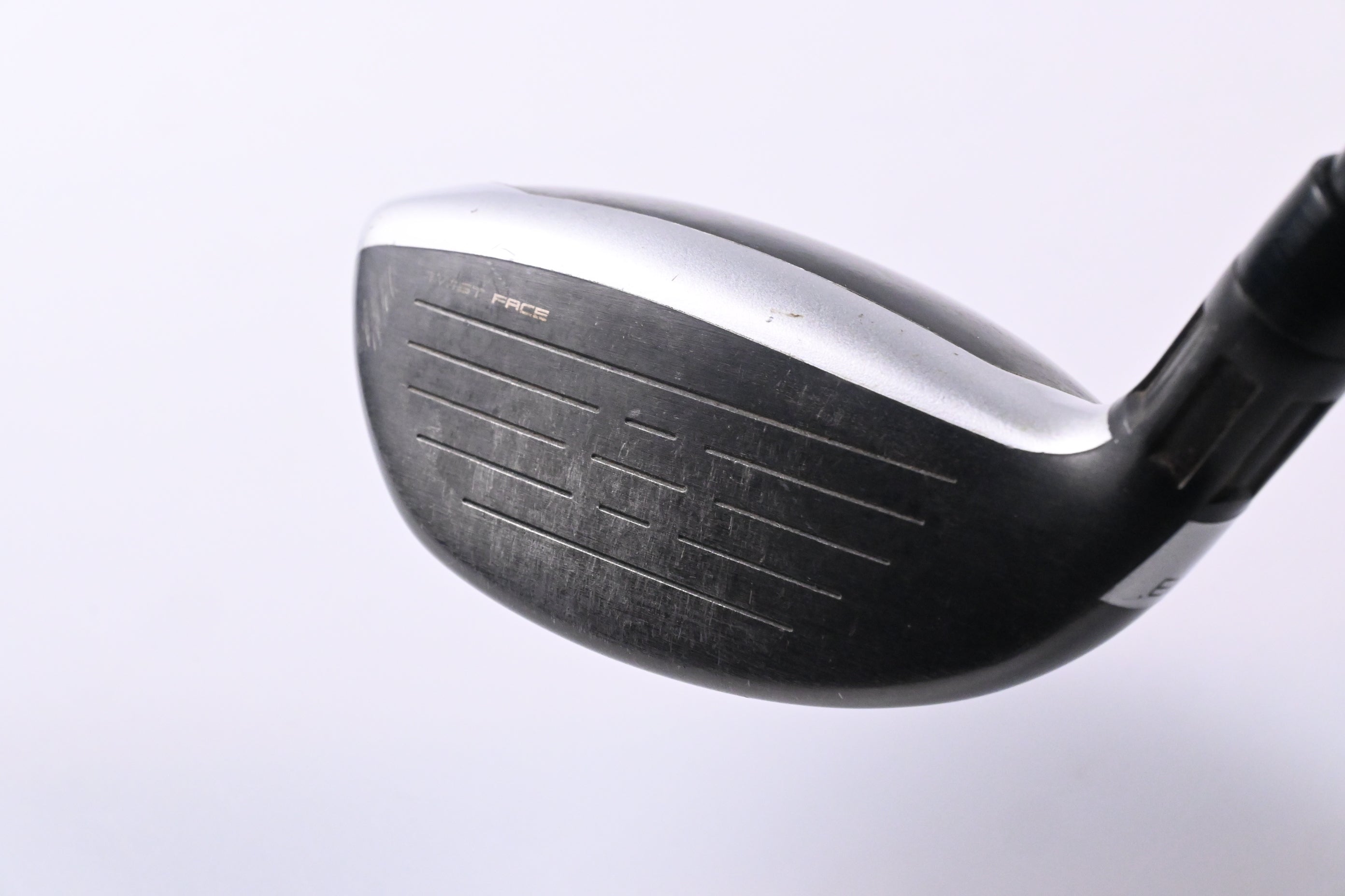 Taylormade M6 #6 Hybrid / 28 Degree / Senior Flex Atmos Orange 5 Shaft