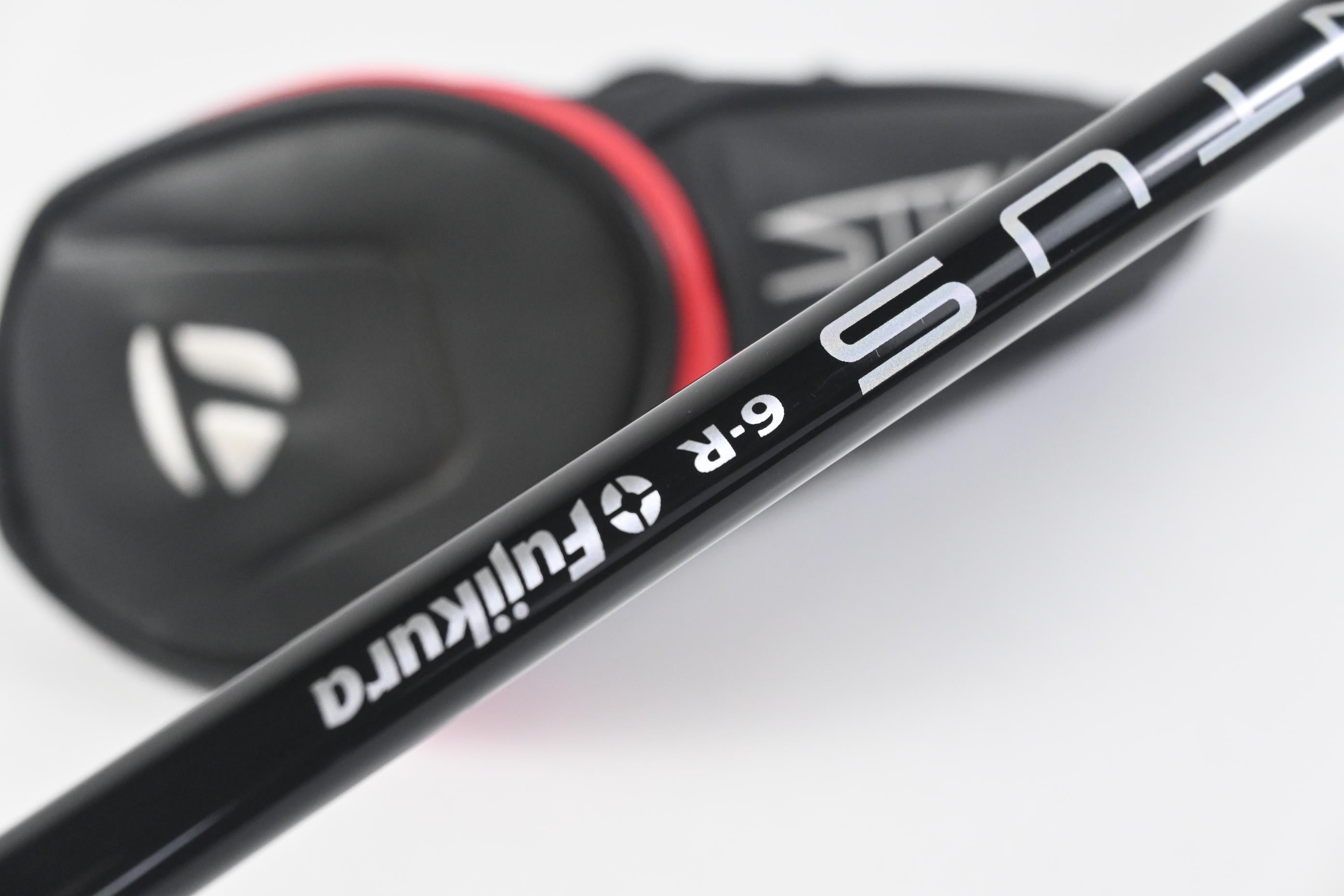 Taylormade Stealth #4 Hybrid / 22 Degree / Regular Flex Fujikura Ventus Red 6 Shaft