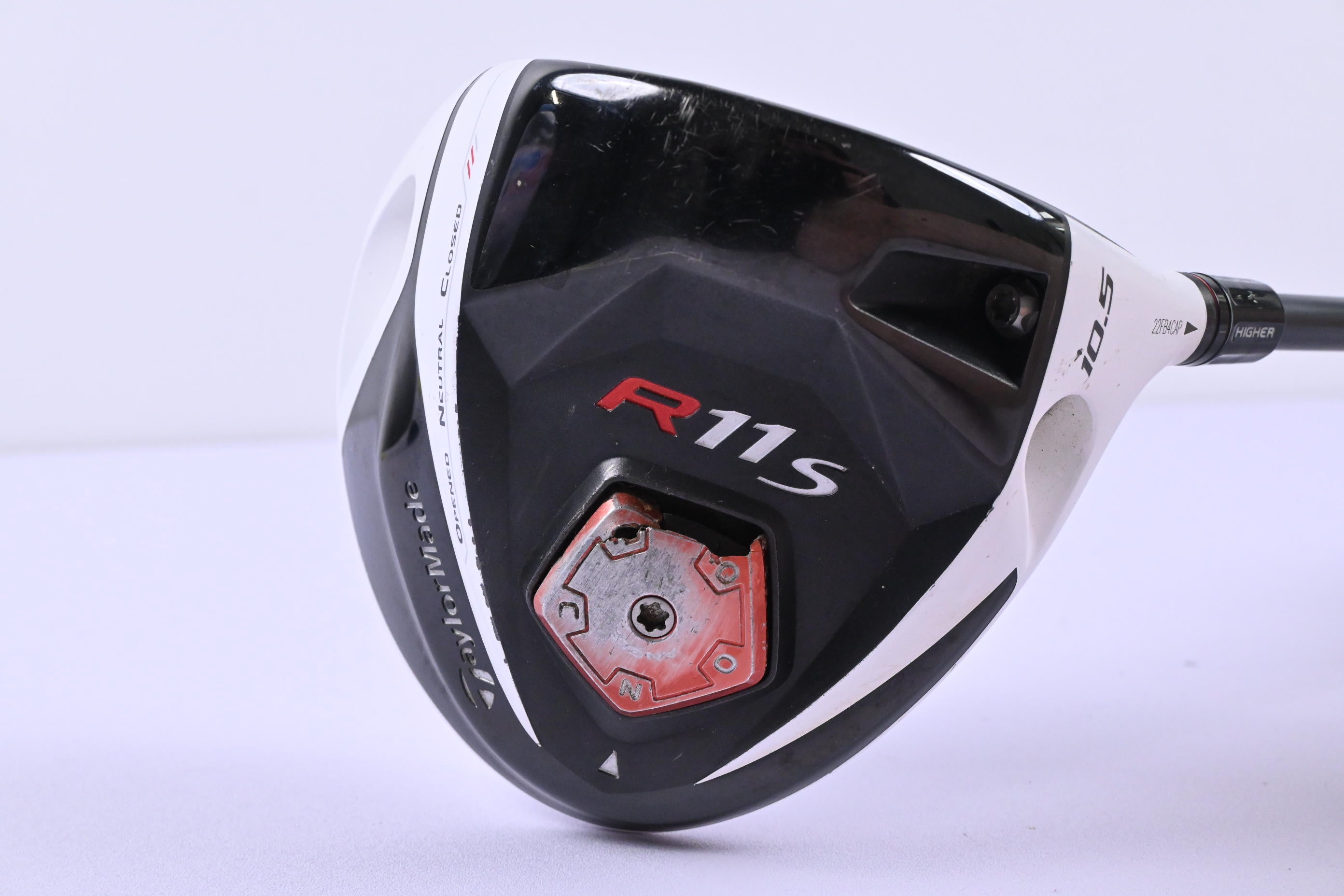 Taylormade R11S Driver / 10.5 Degree / Regular Flex RIP Phenom 60 Shaft