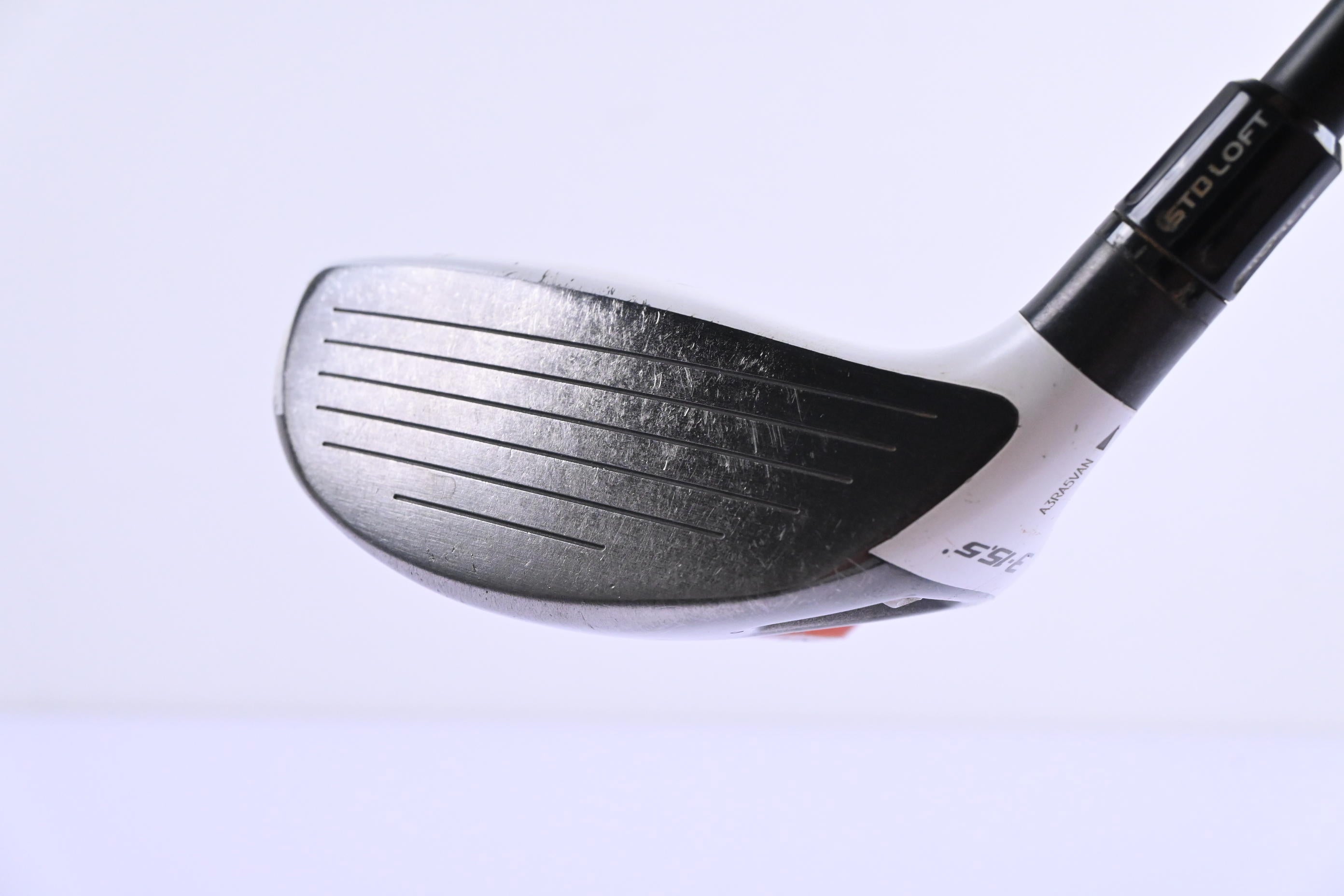 Taylormade R11 #3 Wood / 15.5 Degree / Stiff Flex Fujikura Blur 60 Shaft