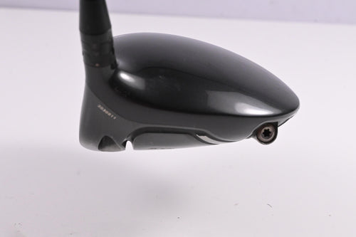 Titleist 917 D2 Driver / 10.5 Degree / Regular Flex Diamana M+ Red 50 Shaft