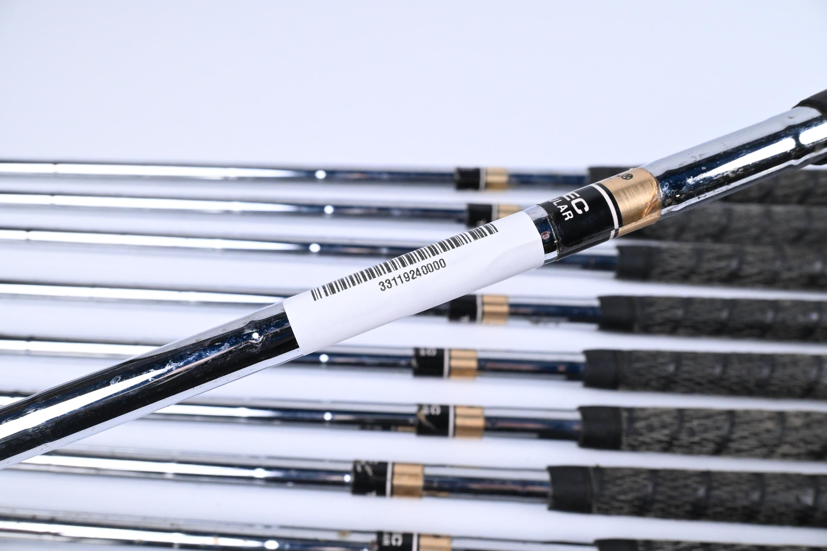 Titleist DCI 981 Irons / 3-PW+SW / Regular Flex Titleist Tri-Spec Shafts