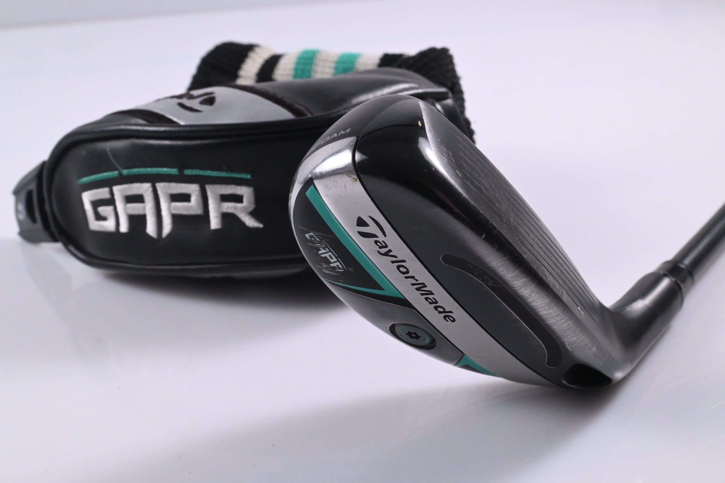 Taylormade GAPR Hi #4 Hybrid / 22 Degree / Regular Flex KBS Hybrid 70 Shaft