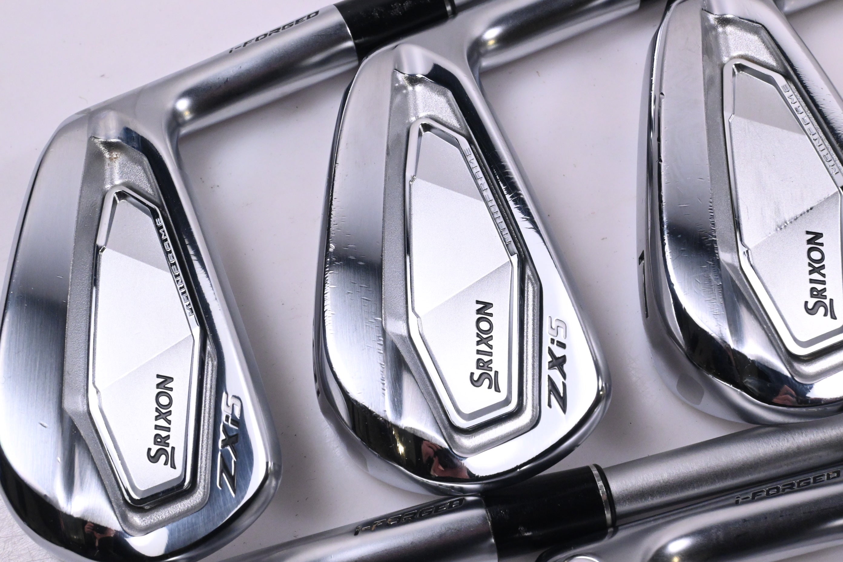 Srixon ZXi5 Irons / 5-PW / Regular Flex KBS Pro+ C-Taper 110 Shafts