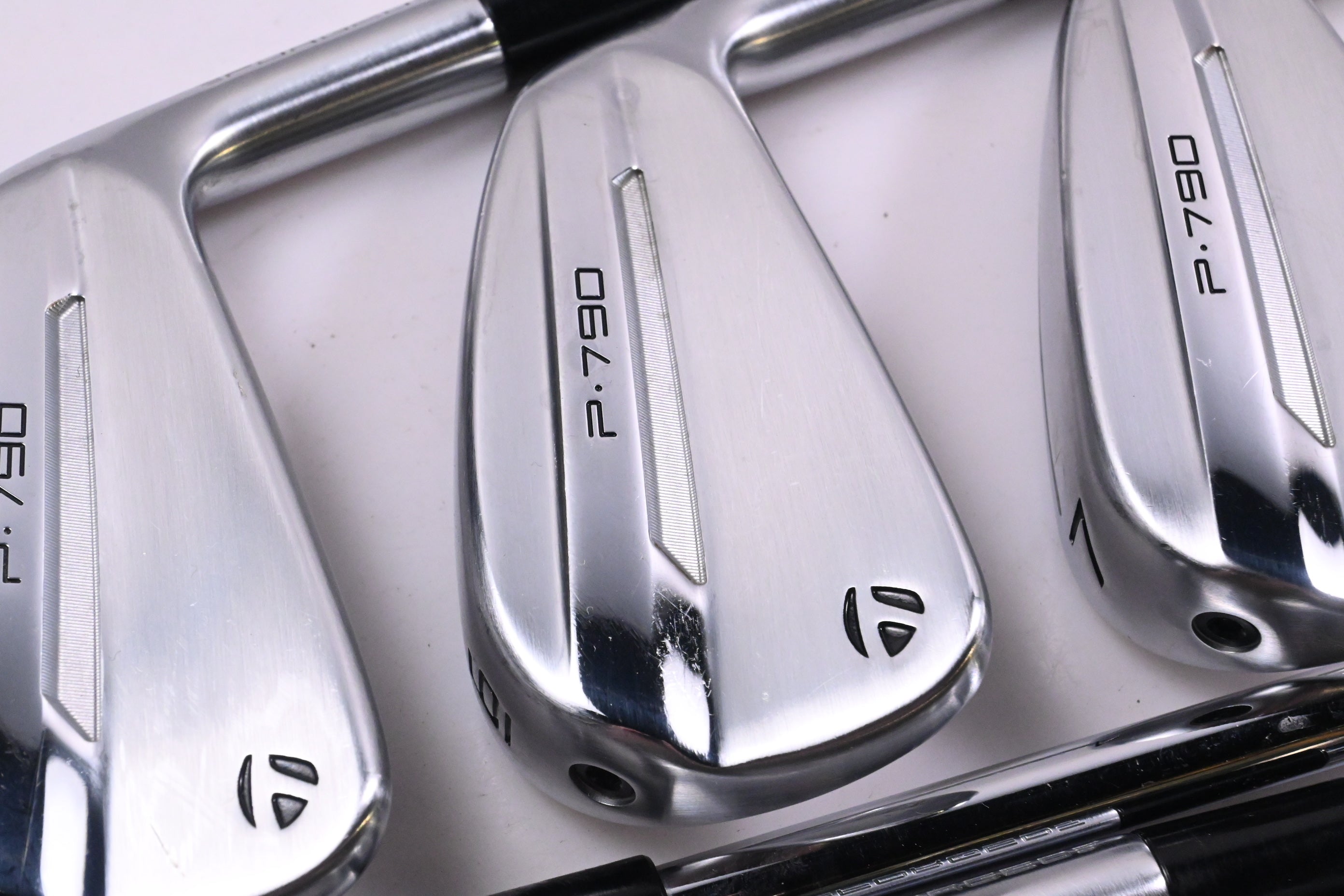 Taylormade P790 2025 Irons / 5-PW+GW / Regular Flex N.S.Pro Modus³ Tour 105