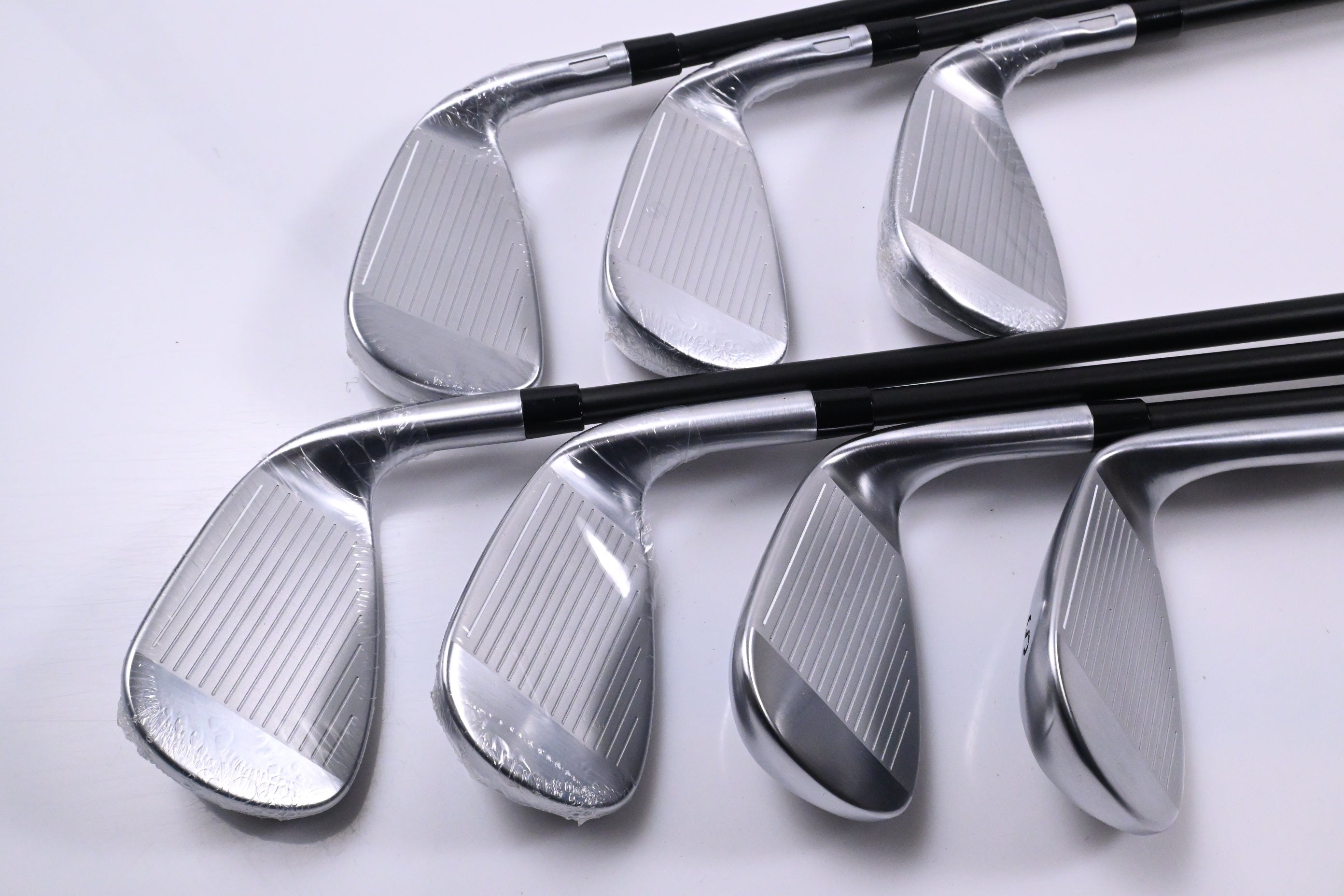 Left Hand Taylormade Qi Max HL Irons / 6-PW+GW+SW / Regular Flex KBS MAX 45