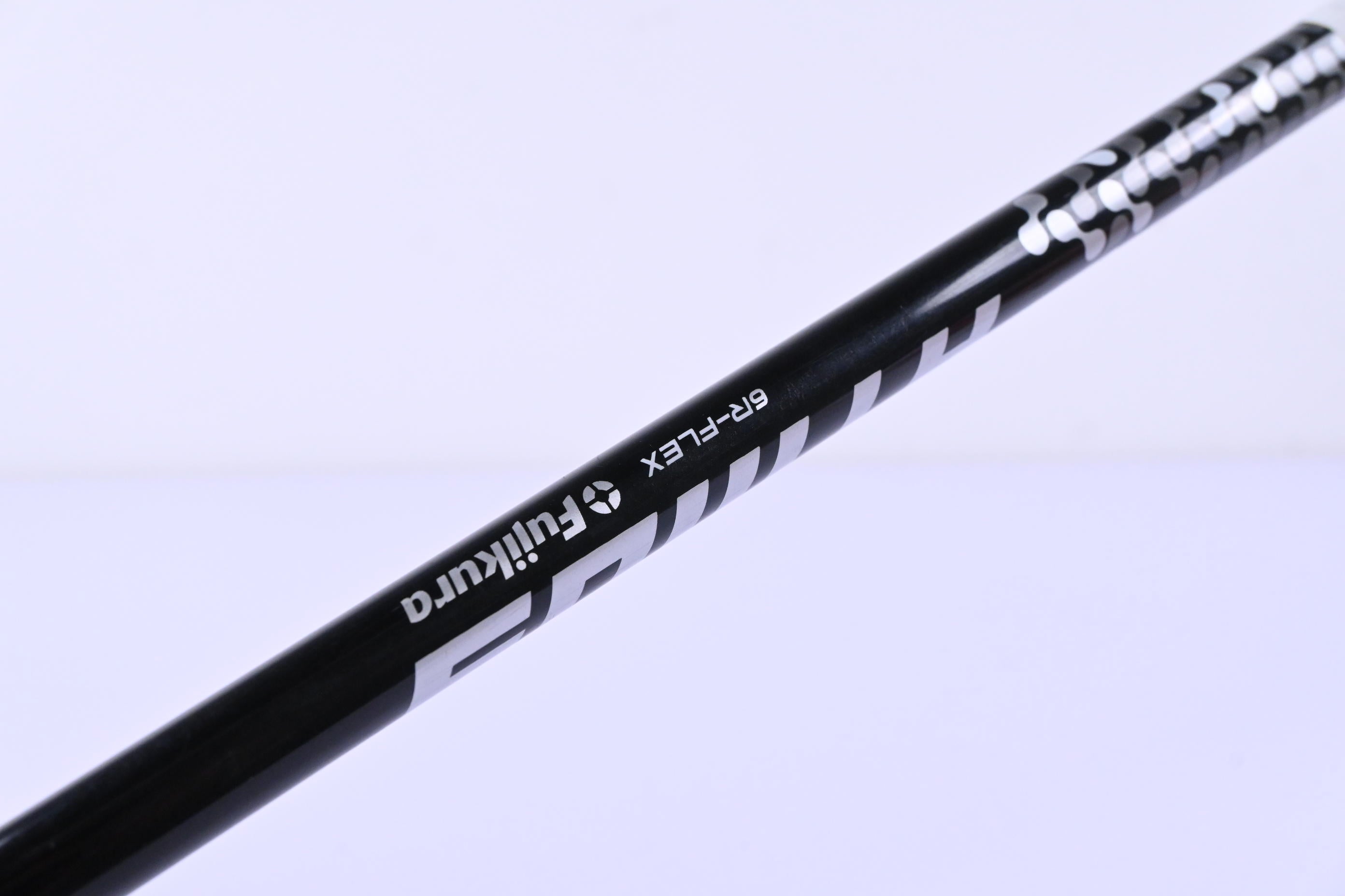 Taylormade M6 D-Type Driver / 10.5 Degree / Regular Flex Fujikura Atmos Black 6