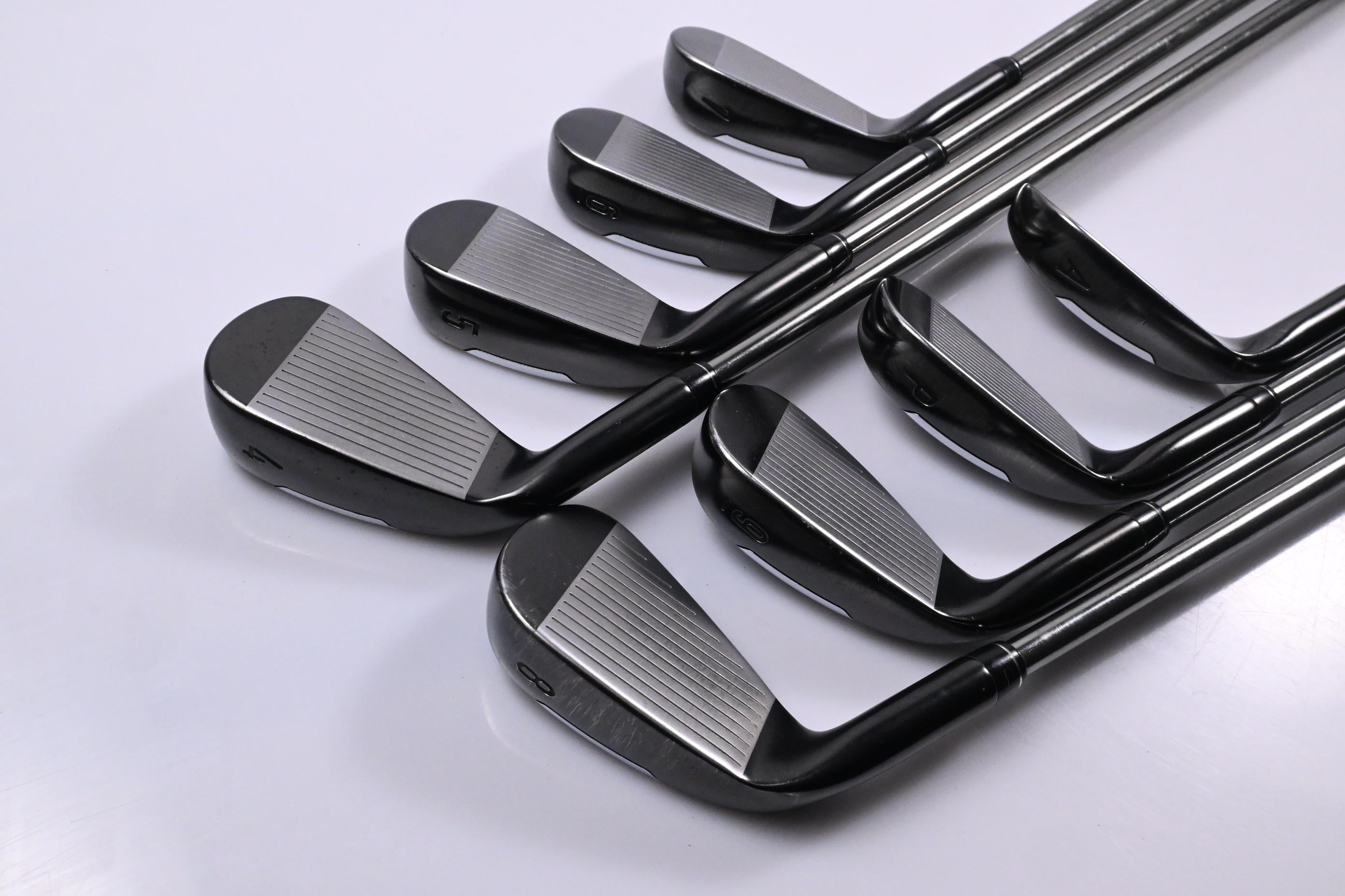 Callaway Epic Star CF17 Irons / 4-PW+GW / Regular Flex Grand Bassara 55 Shafts