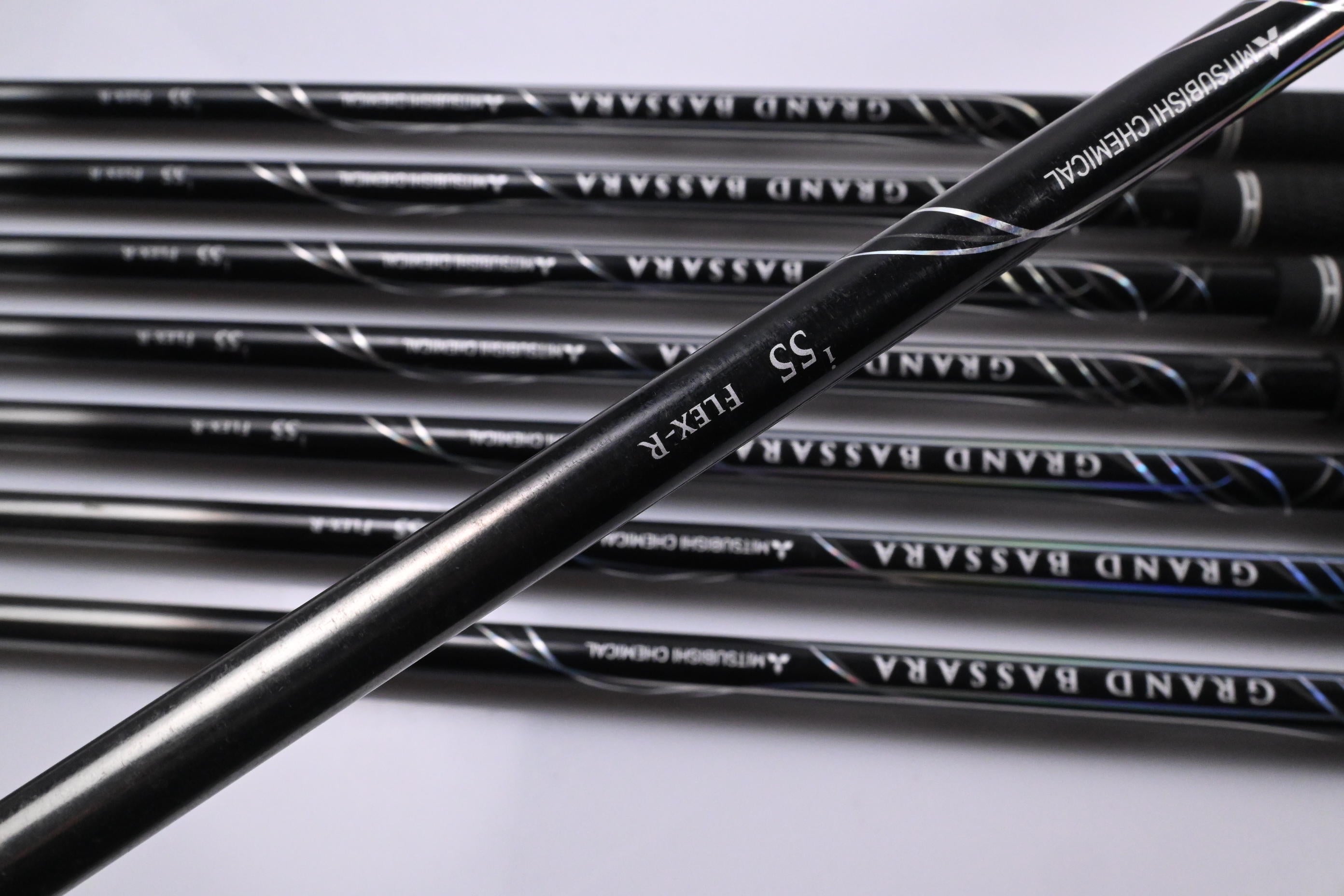 Callaway Epic Star CF17 Irons / 4-PW+GW / Regular Flex Grand Bassara 55 Shafts