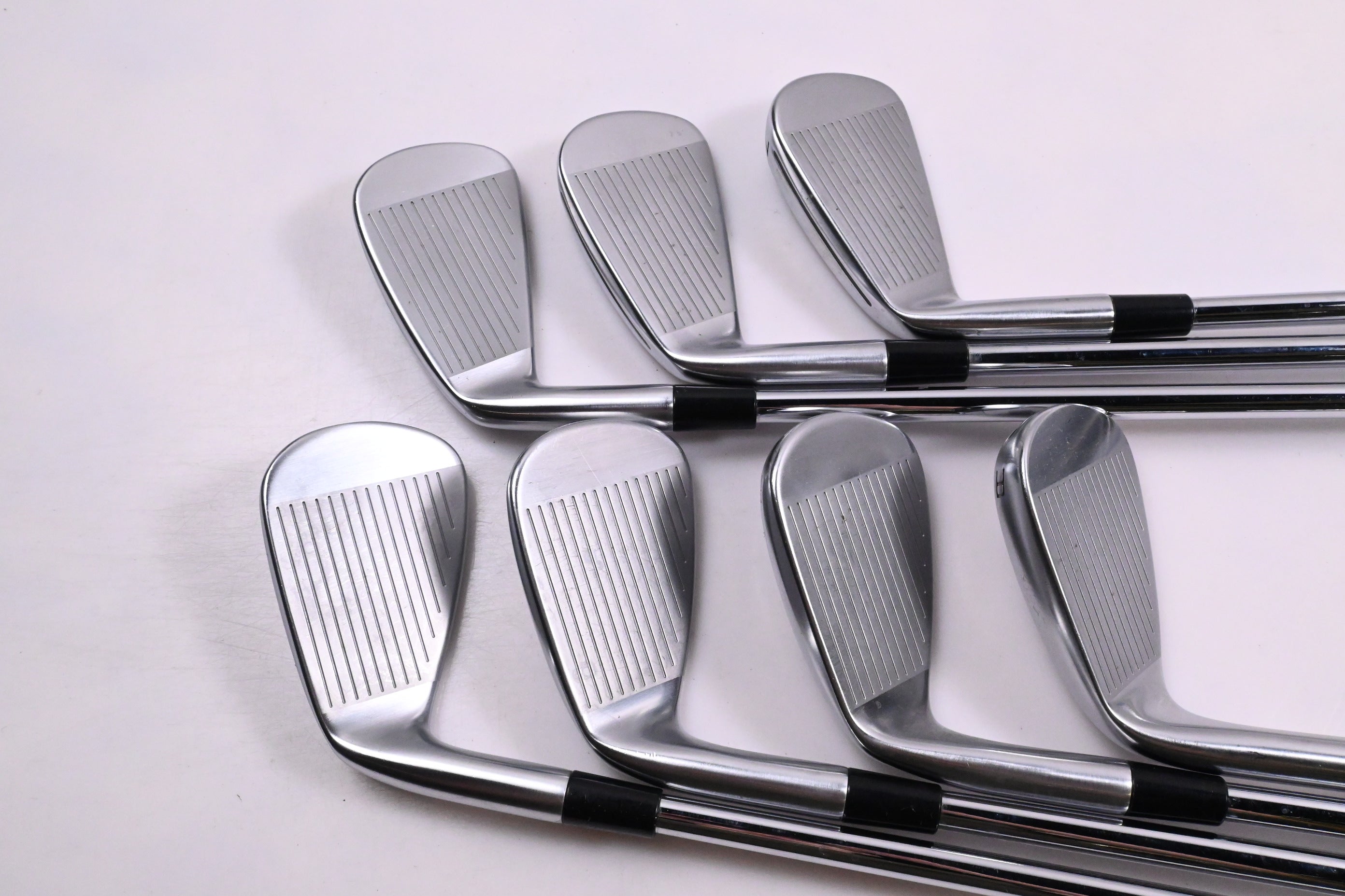 Taylormade P790 2025 Irons / 5-PW+GW / Regular Flex N.S.Pro Modus³ Tour 105