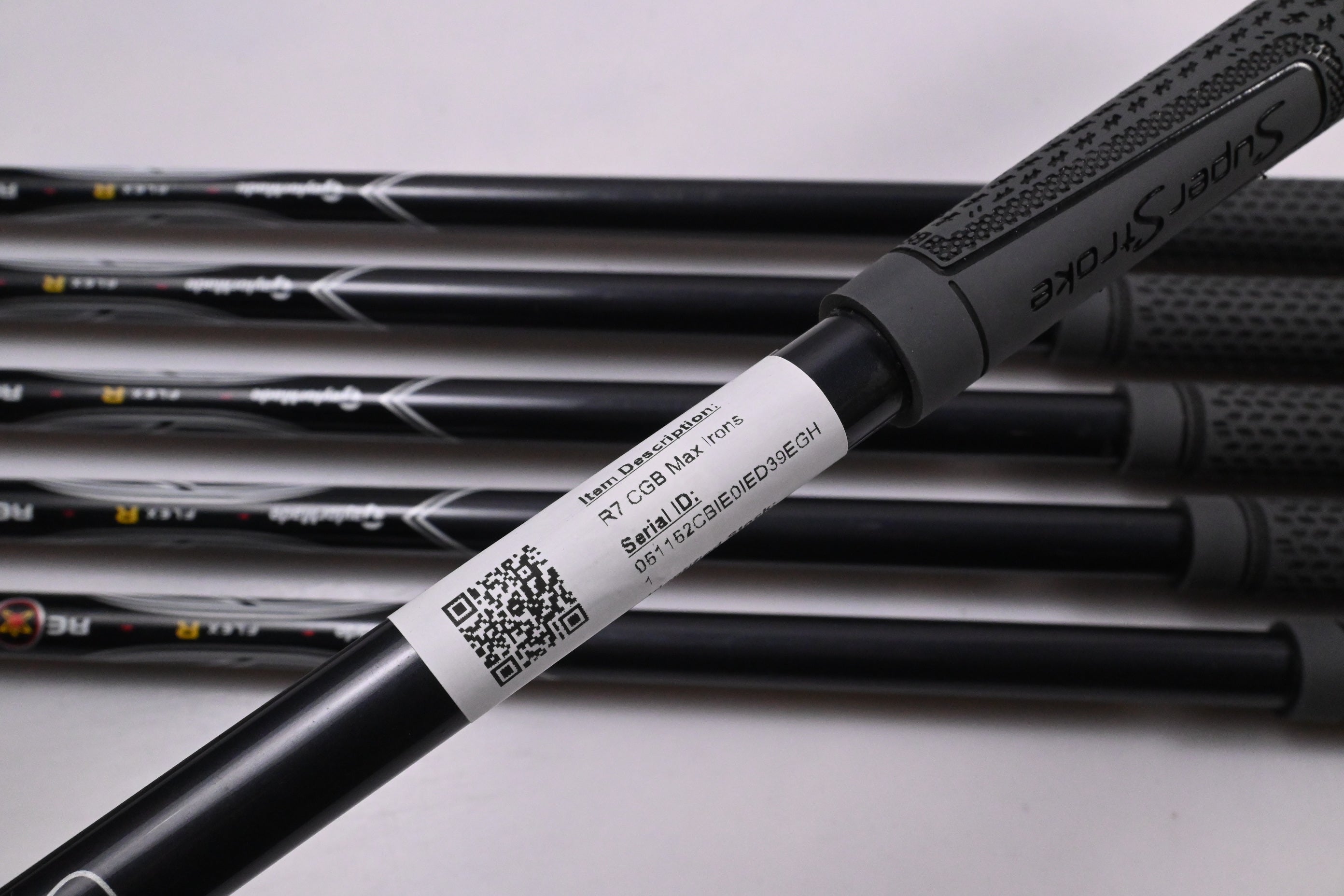 Taylormade R7 CGB Max Irons / 6-PW+SW / Regular Flex Reax Superfast CGB MAX