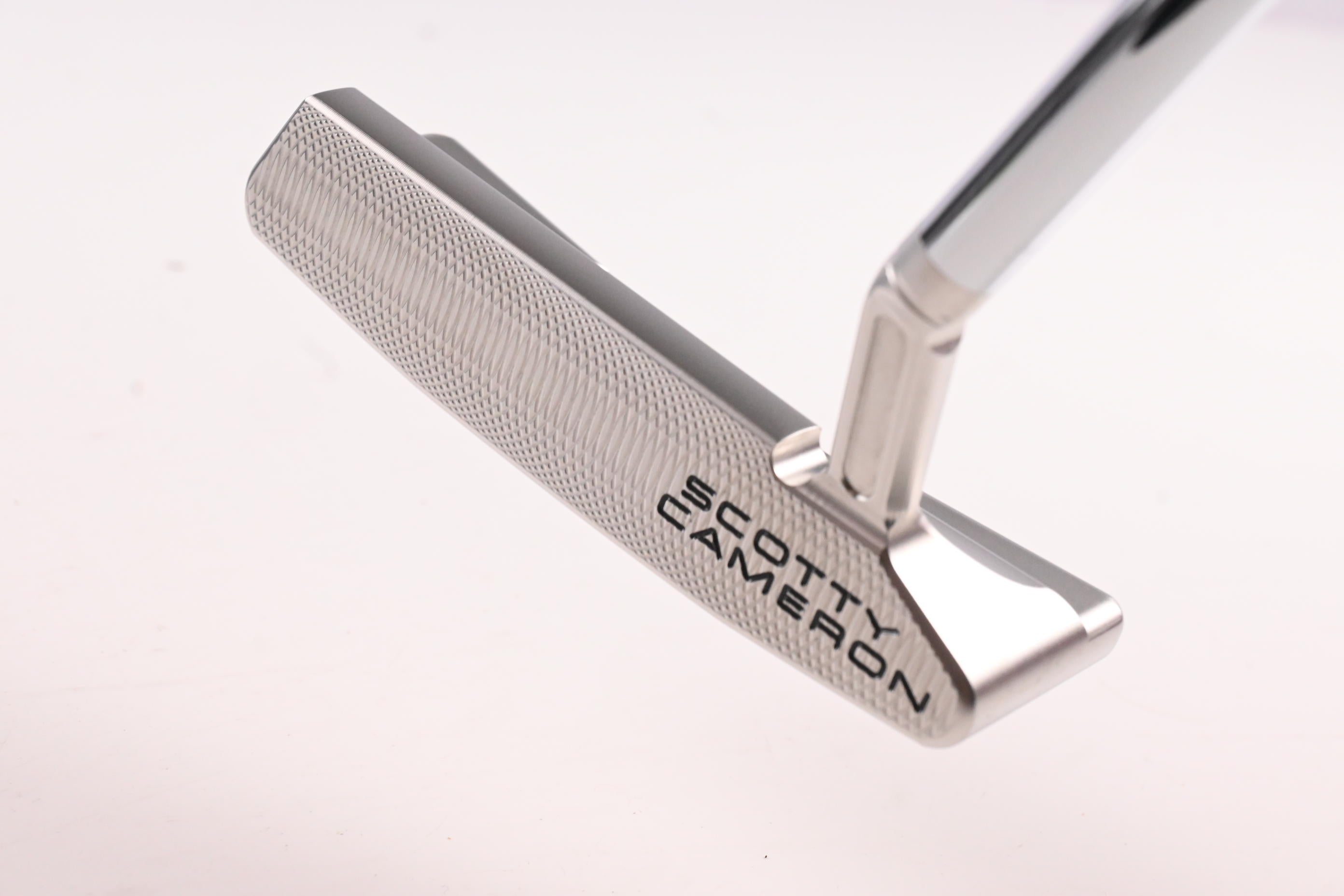 Scotty Cameron Super Select Newport 2.5+ Putter / 34 Inch