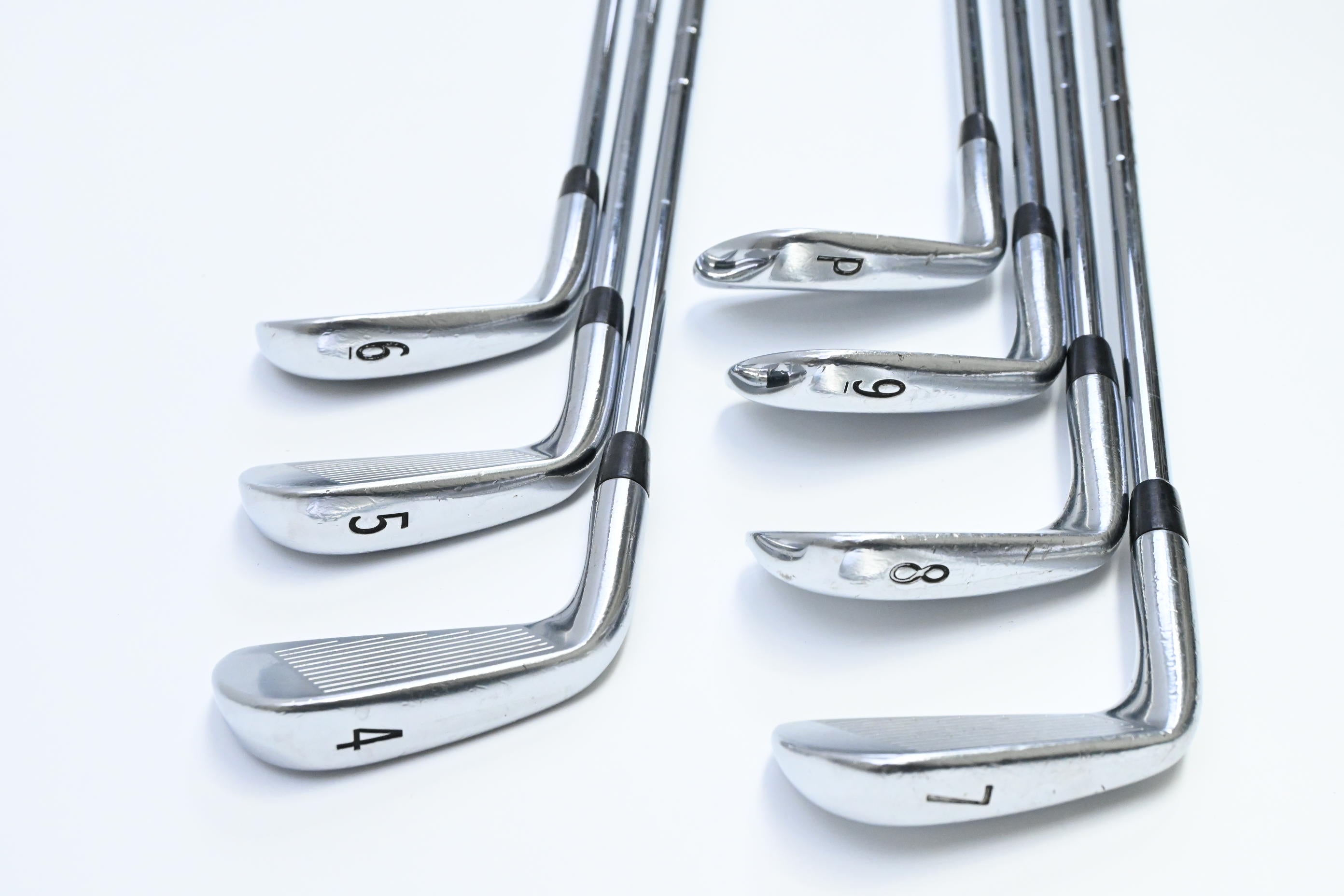 Titleist 716 CB/MB Combo Irons / 4-PW / Stiff Flex Dynamic Gold AMT S300 Shafts