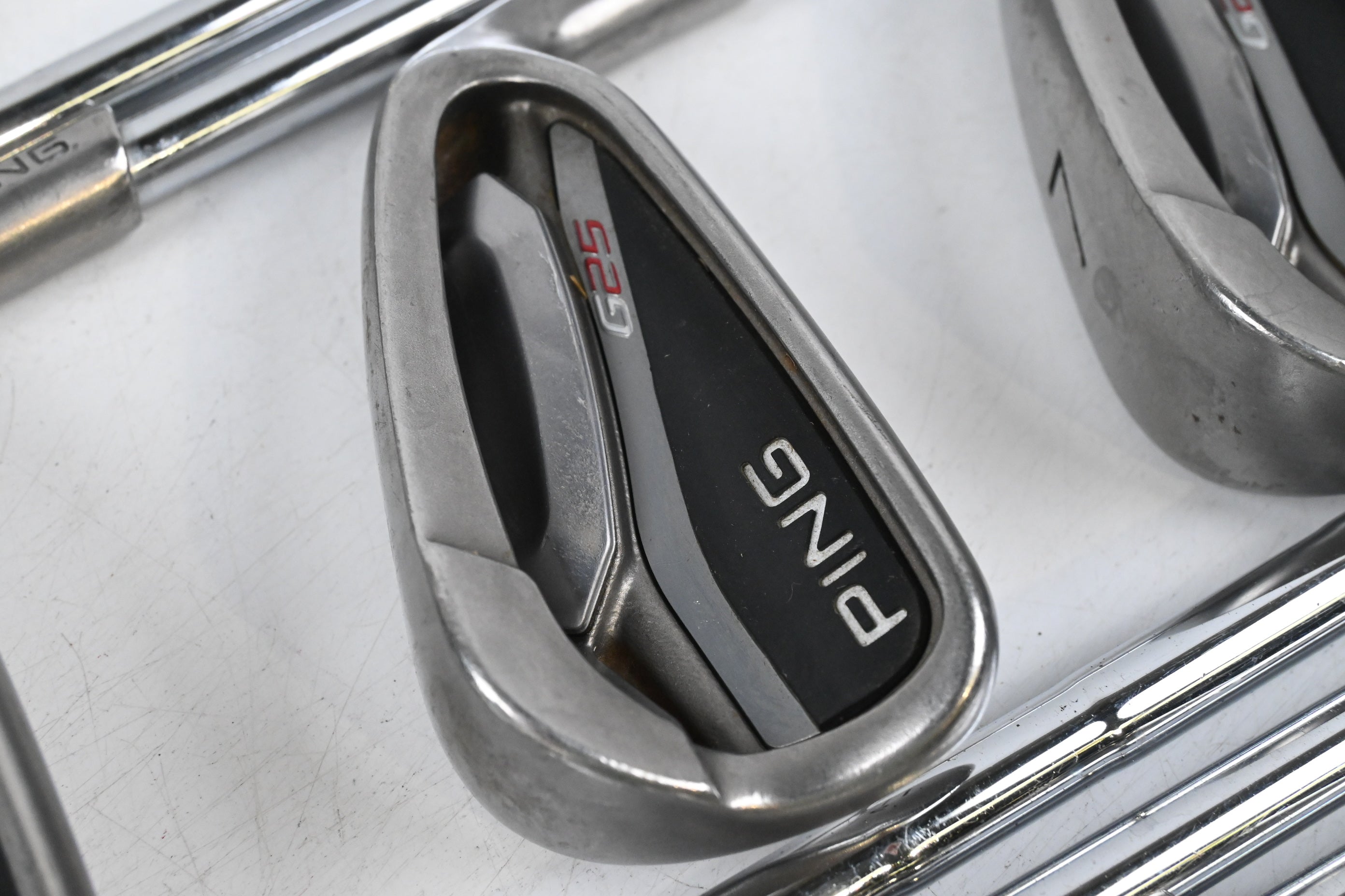 Ping G25 Irons / 4-PW+SW / White Dot / Stiff Flex Ping CFS Steel Shafts