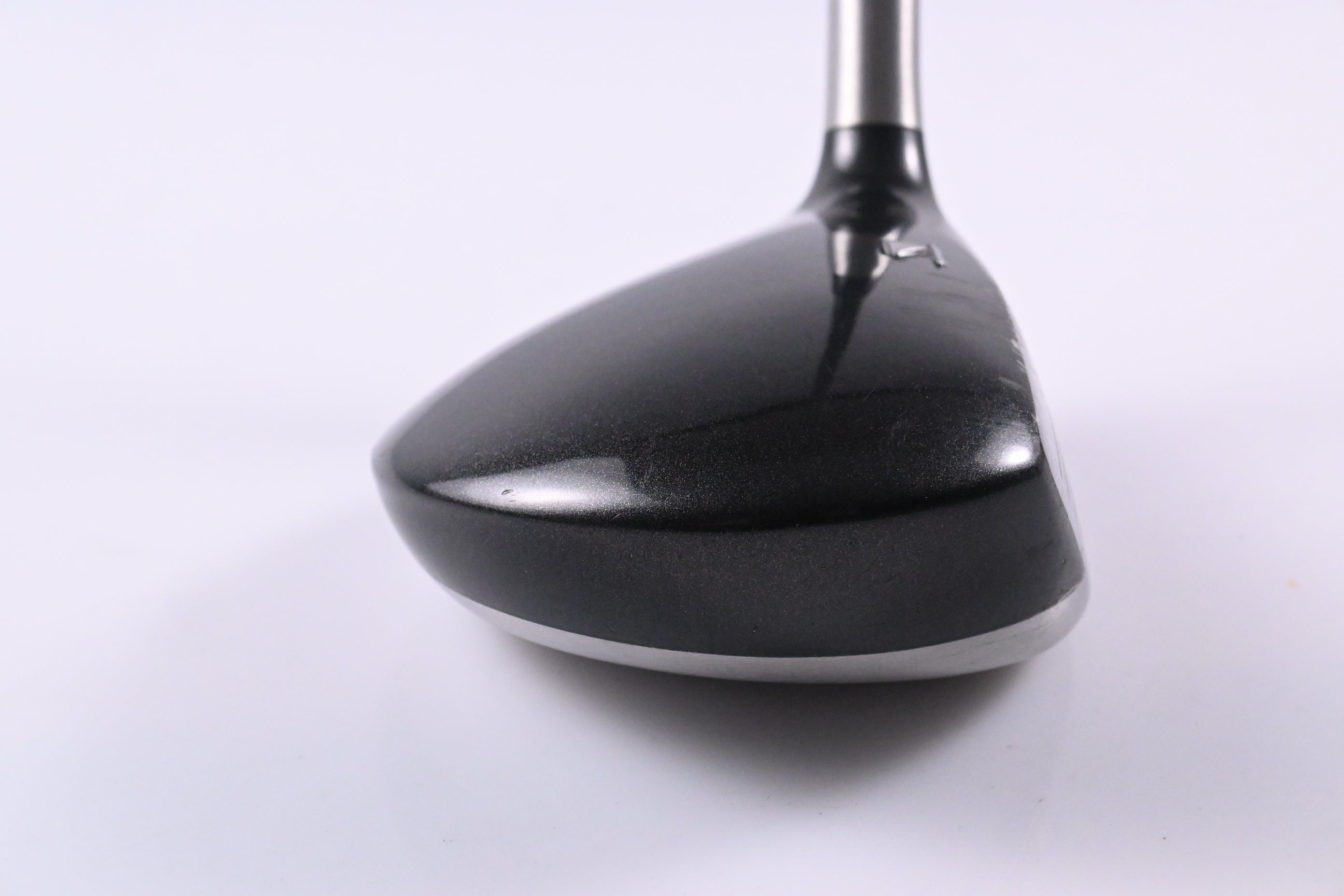 Titleist 904 F #5 Wood / 19 Degree / Stiff Flex Fujikura Speeder Shaft