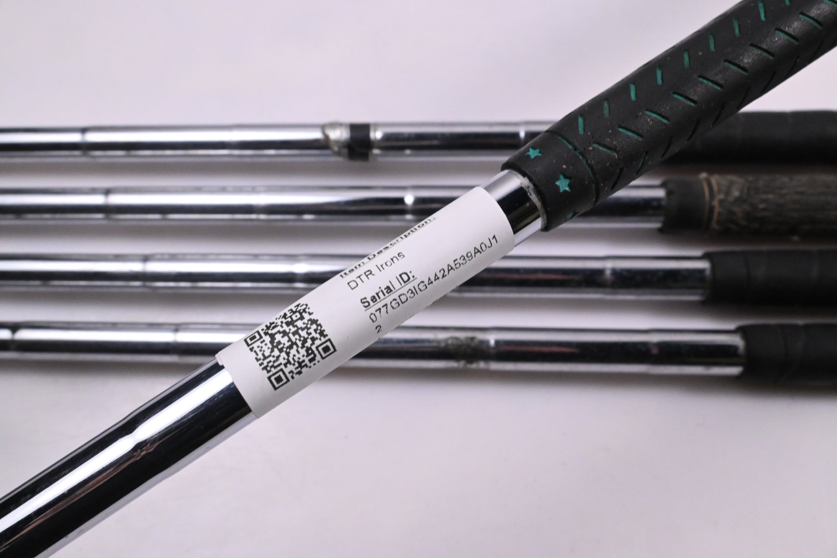 Titleist DTR Irons / 7-PW+SW / Stiff Flex Dynamic Gold Shafts