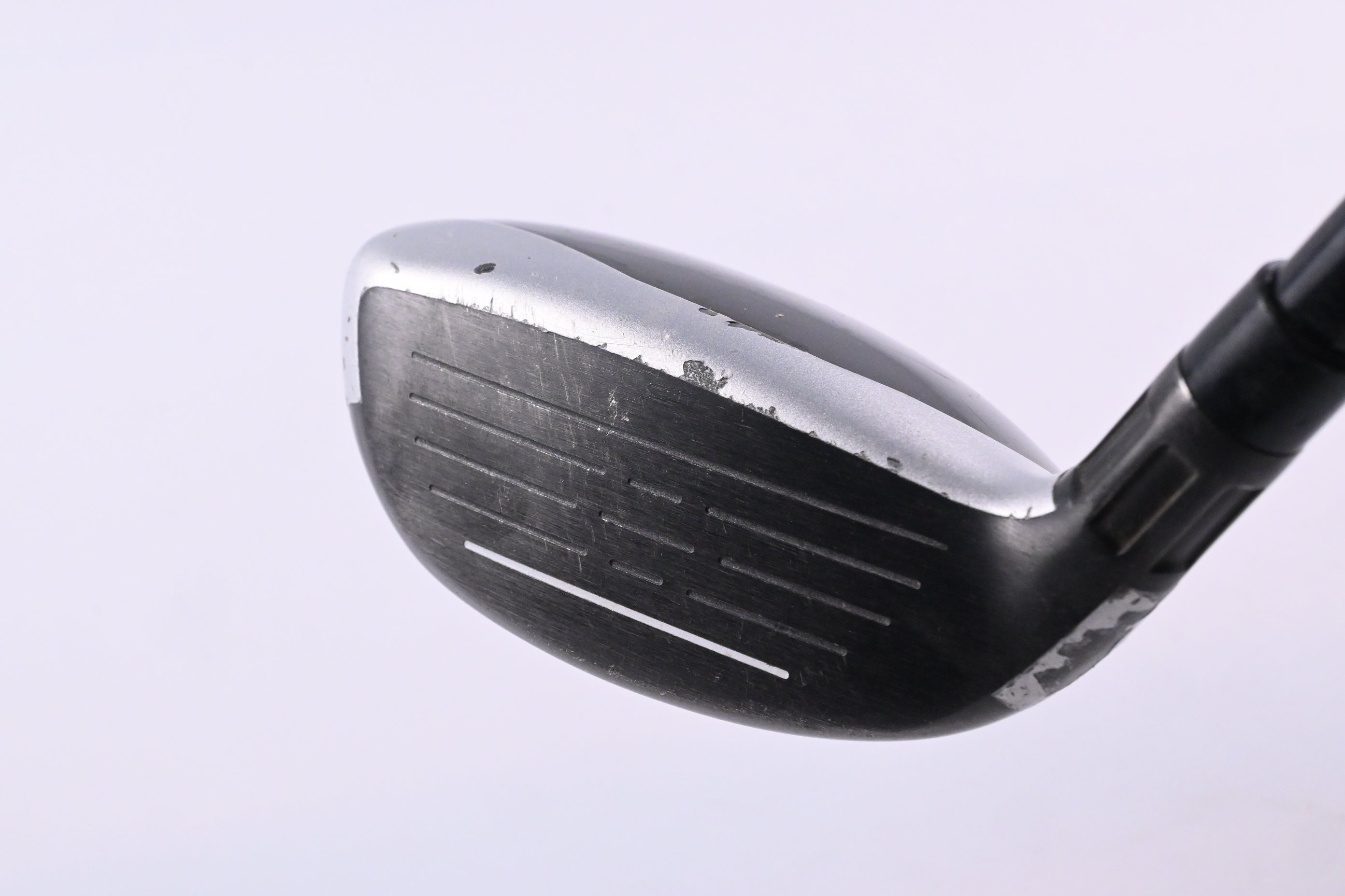 Taylormade M6 #3 Hybrid / 19 Degree / Regular Flex Fujikura Atmos Red 6 Shaft