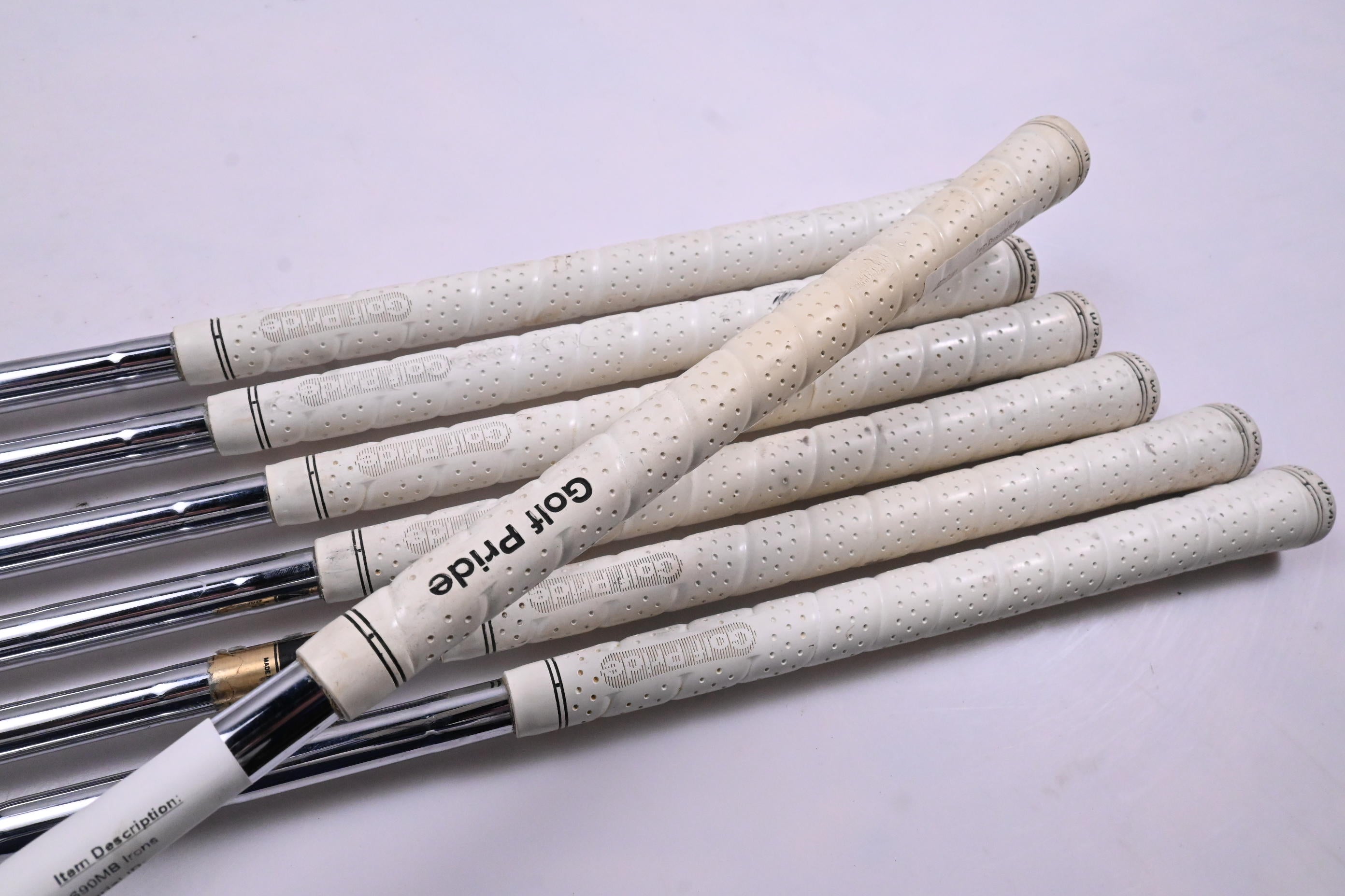 Titleist 690MB Irons / 4-PW / Stiff Flex Dynamic Gold Shafts