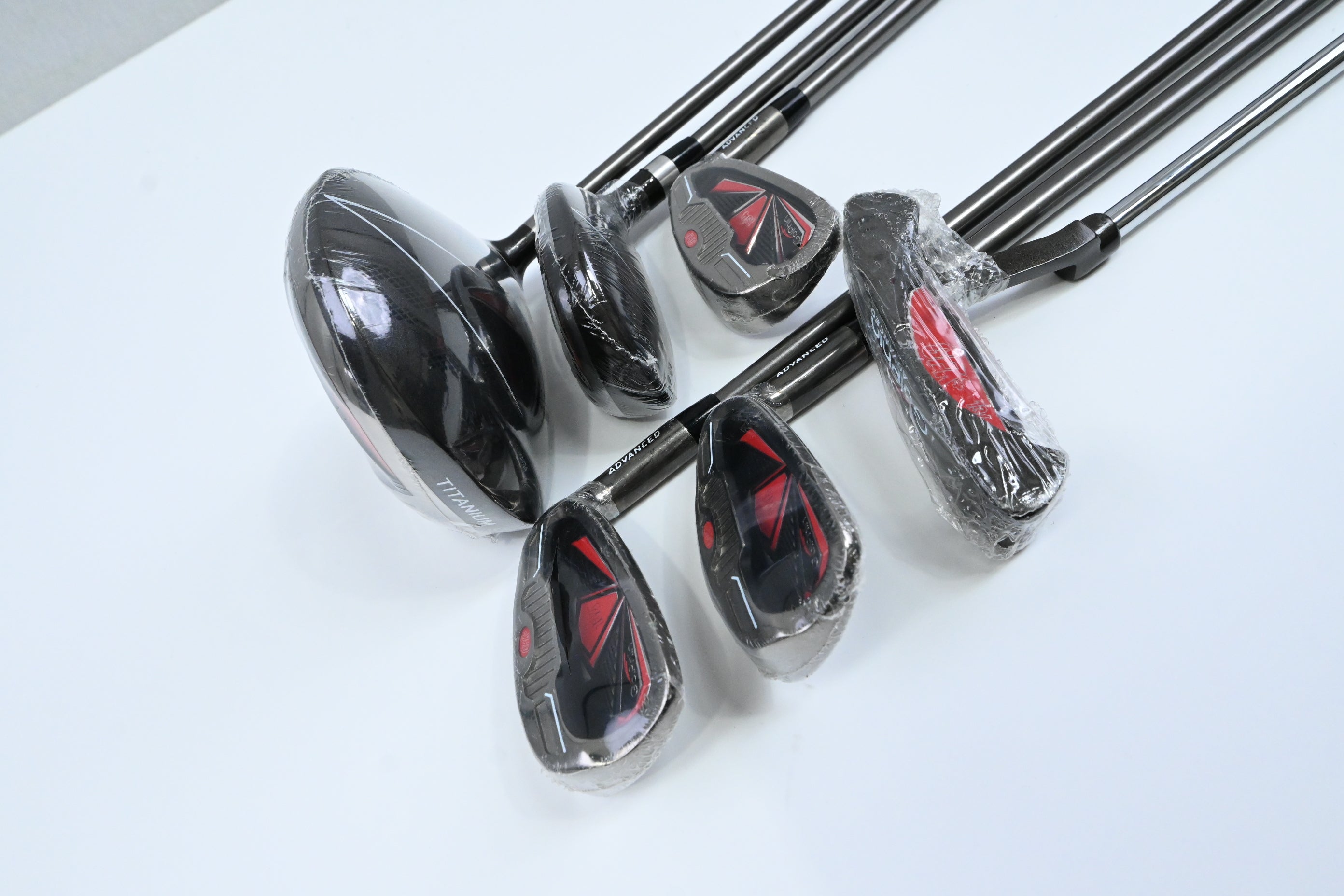 Junior Golphin GFK 139 Package Set / Wood, Hybrid, Irons, Putter, Bag