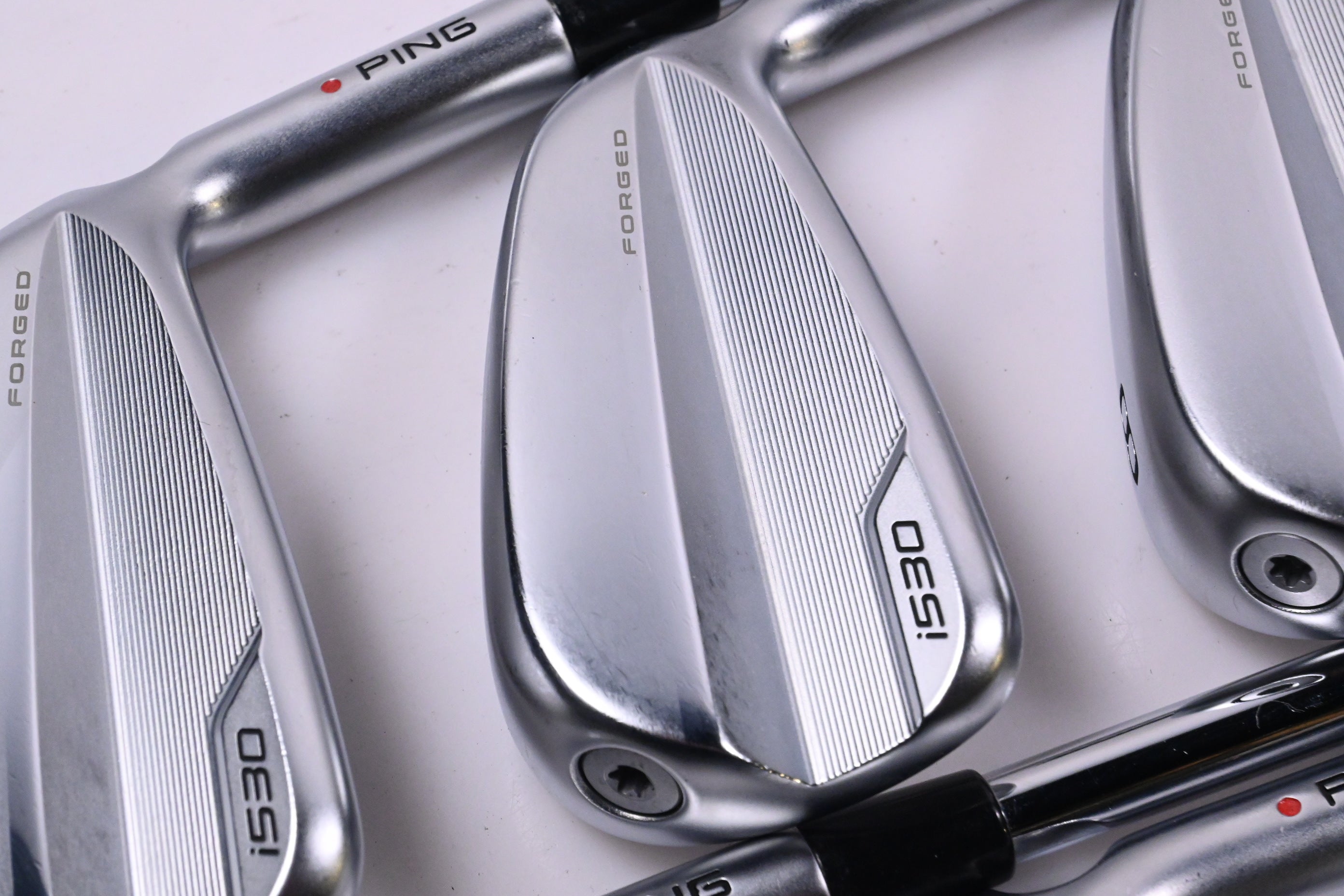Ping i530 Irons / 6-PW+GW / Red Dot / Stiff Flex N.S.Pro Modus³ Tour 105 Shafts