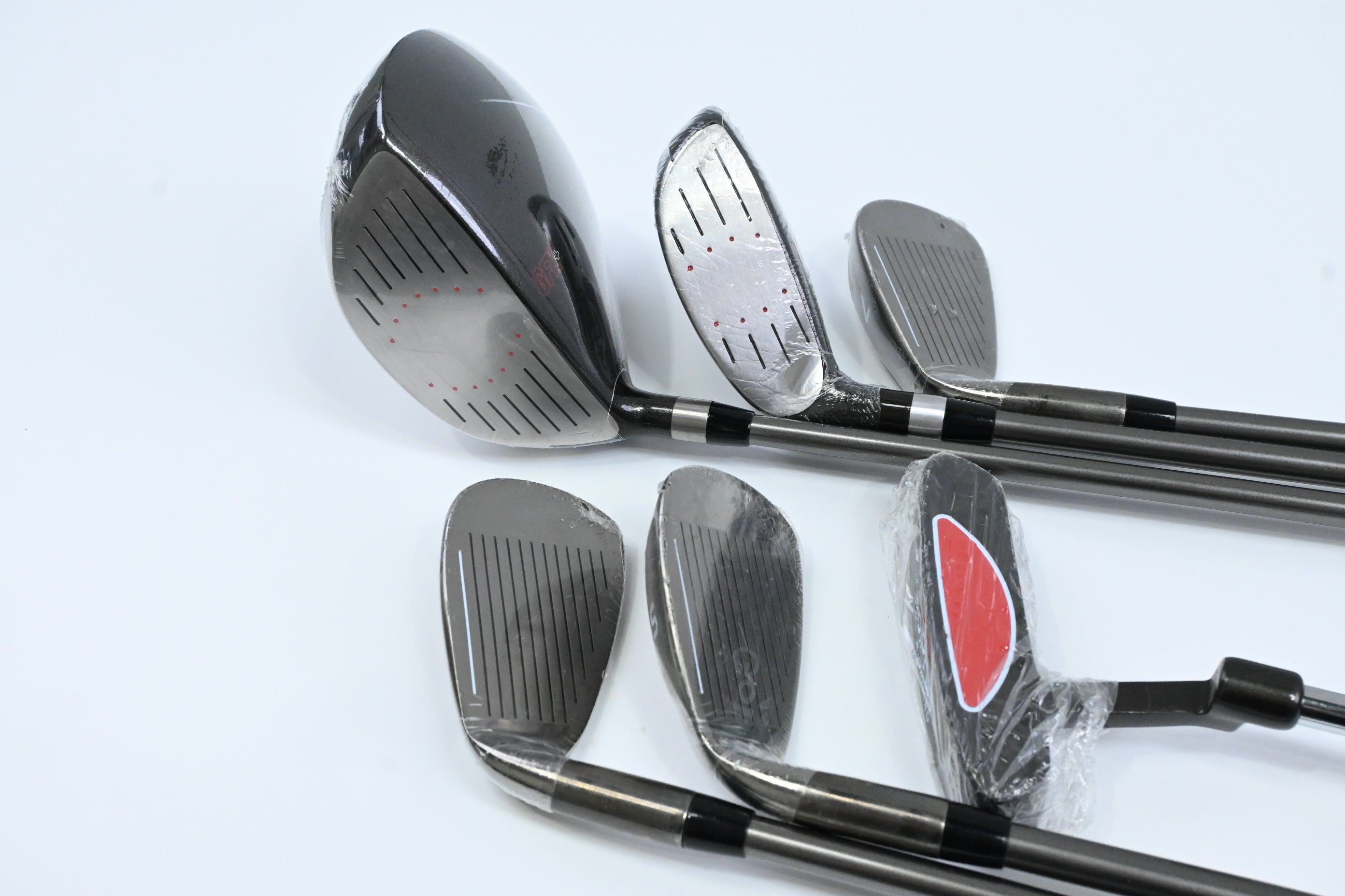 Junior Golphin GFK 139 Package Set / Wood, Hybrid, Irons, Putter, Bag