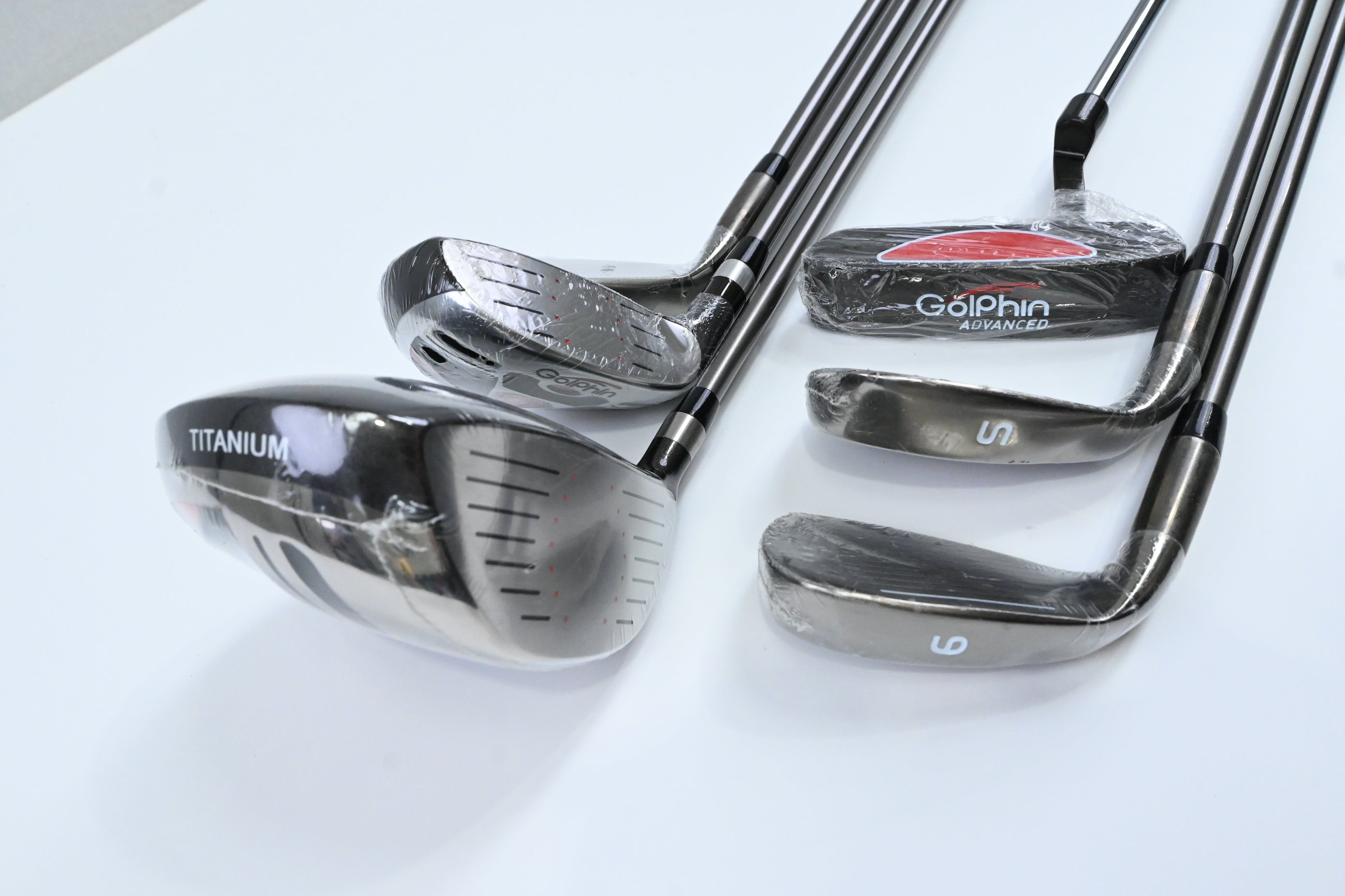 Junior Golphin GFK 139 Package Set / Wood, Hybrid, Irons, Putter, Bag