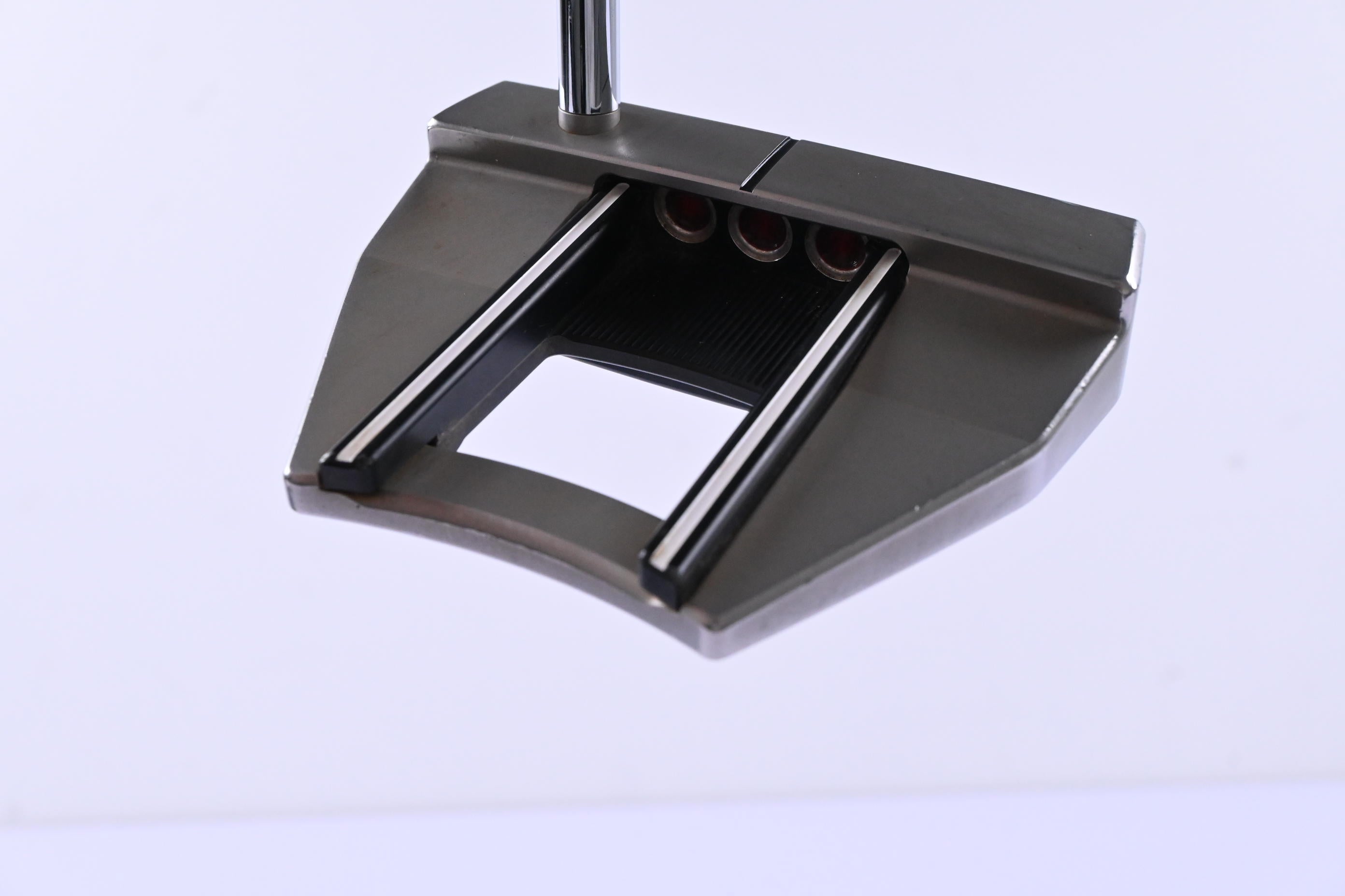 Scotty Cameron Futura 2017 7m Putter / 34 Inch