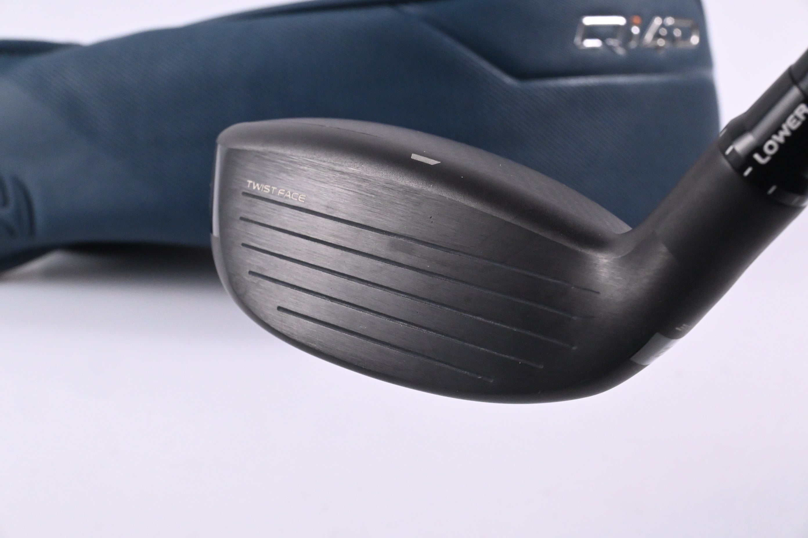 Taylormade Qi4D #4 Hybrid / 22 Degree / Regular Flex Reax 65 Shaft