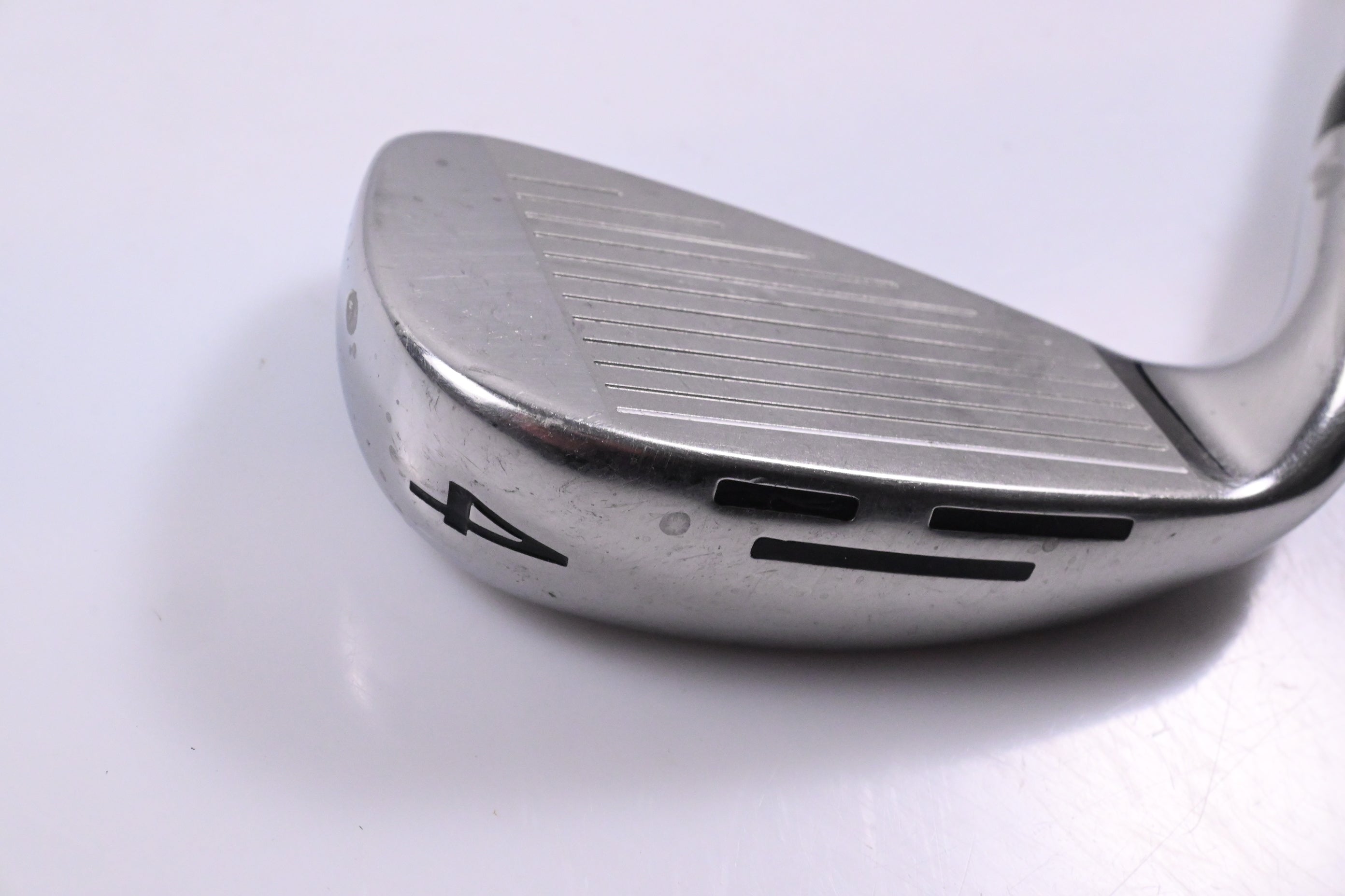 Wilson D9 #4 Iron / 18 Degree / Regular Flex KBS MAX Ultralite Shaft