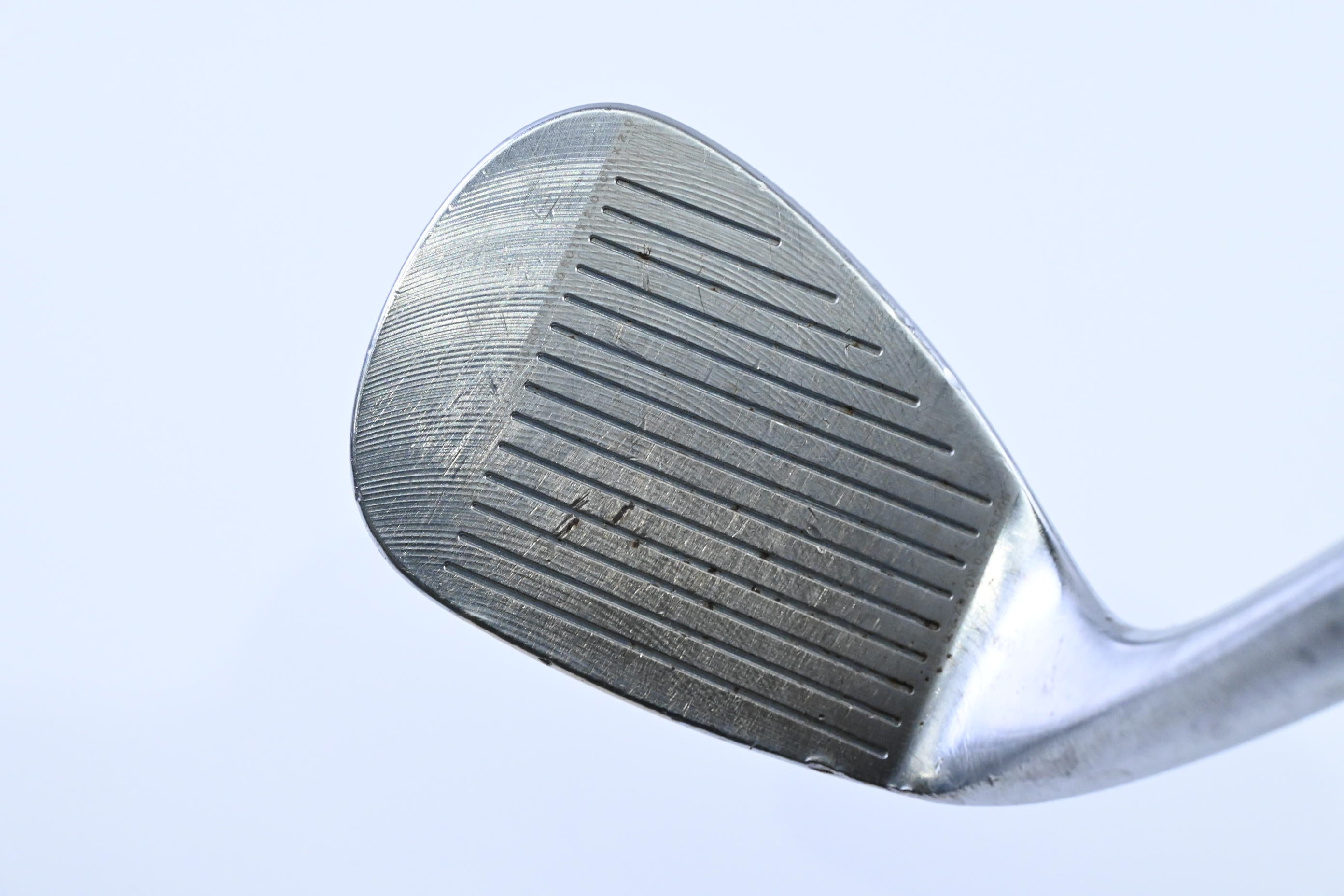 Cleveland 588 RTX 2.0 Sand Wedge / 54 Degree / Wedge Flex Dynamic Gold Shaft