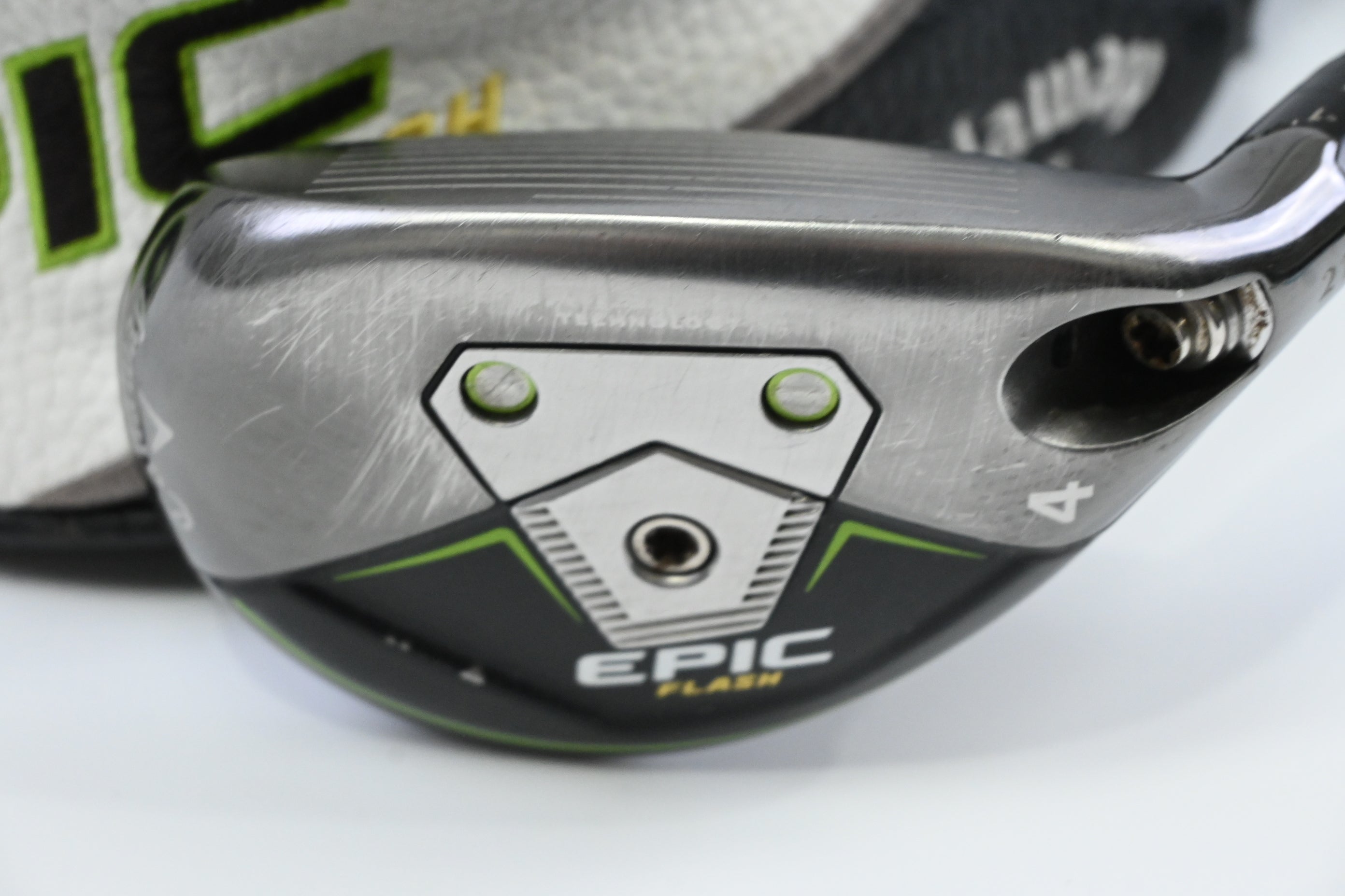 Callaway Epic Flash #4 Hybrid / 21 Degree / Stiff Flex Tensei AV White 70 Shaft