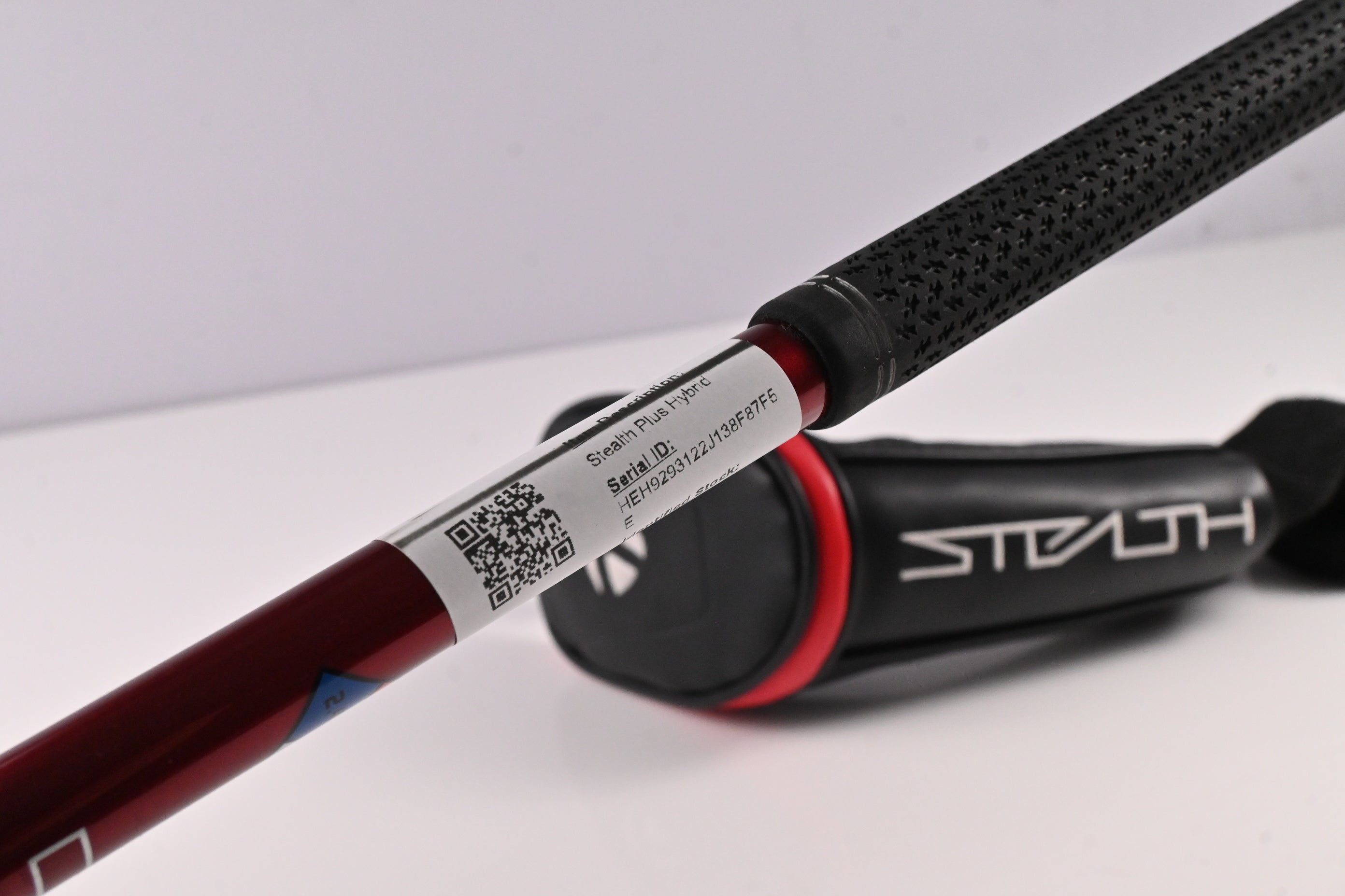 Taylormade Stealth Plus #3 Hybrid / 19.5 Degree / Stiff Flex HZRDUS Smoke RDX 80