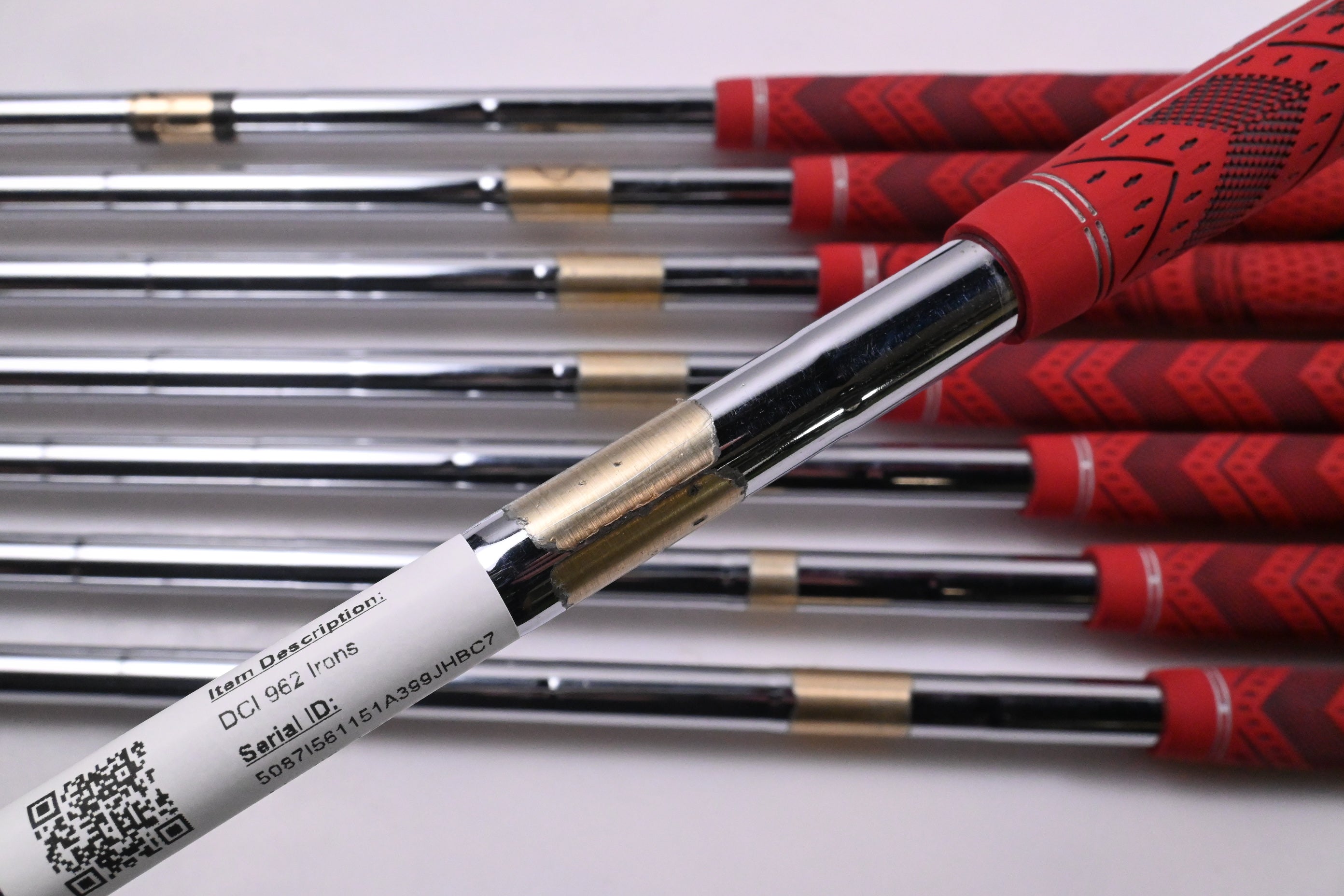 Titleist DCI 962 Irons / 3-PW / Stiff Flex Dynamic Gold Shafts