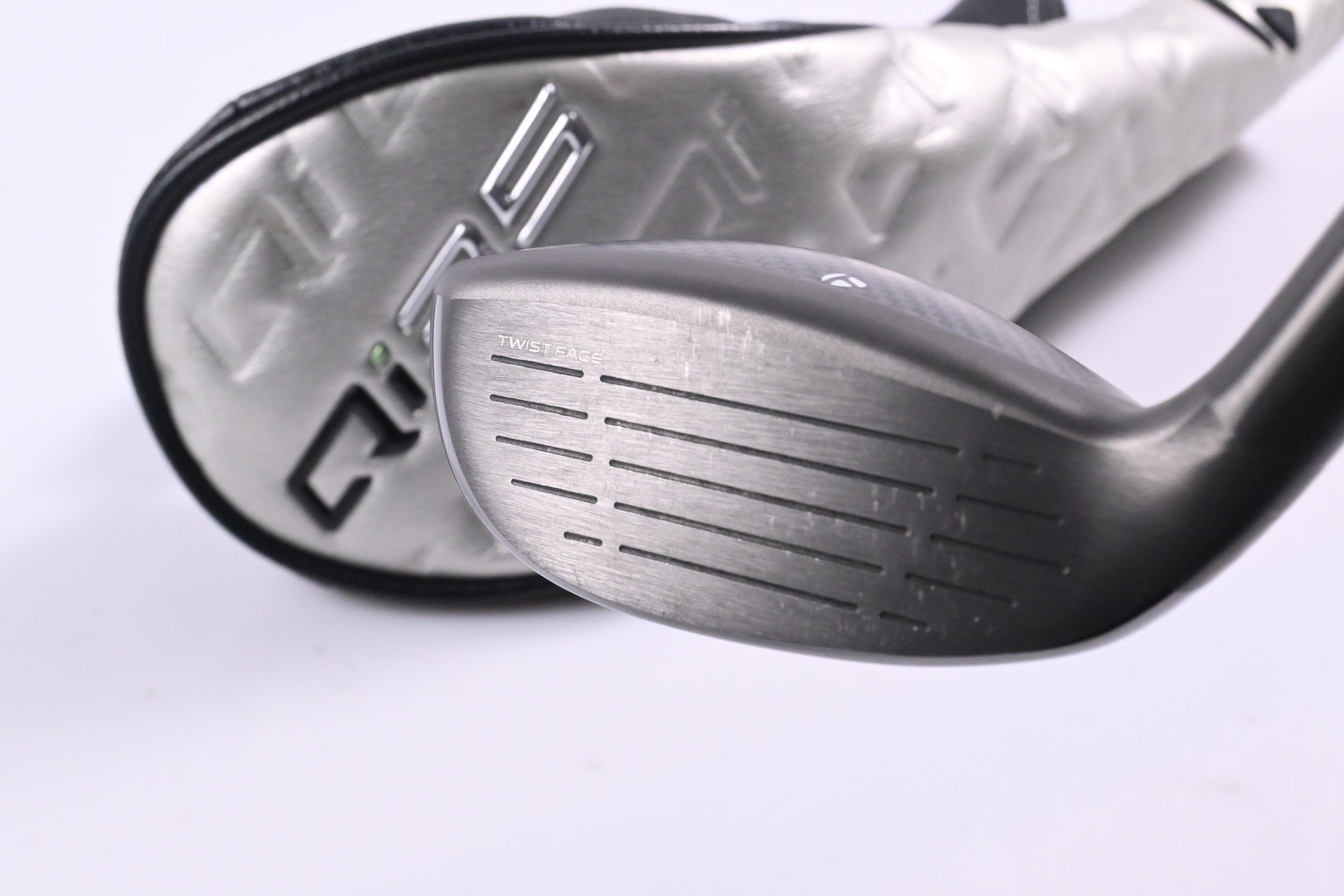 Taylormade Qi35 Max #4 Hybrid / 23 Degree / Regular Flex Fujikura Air Speeder 50